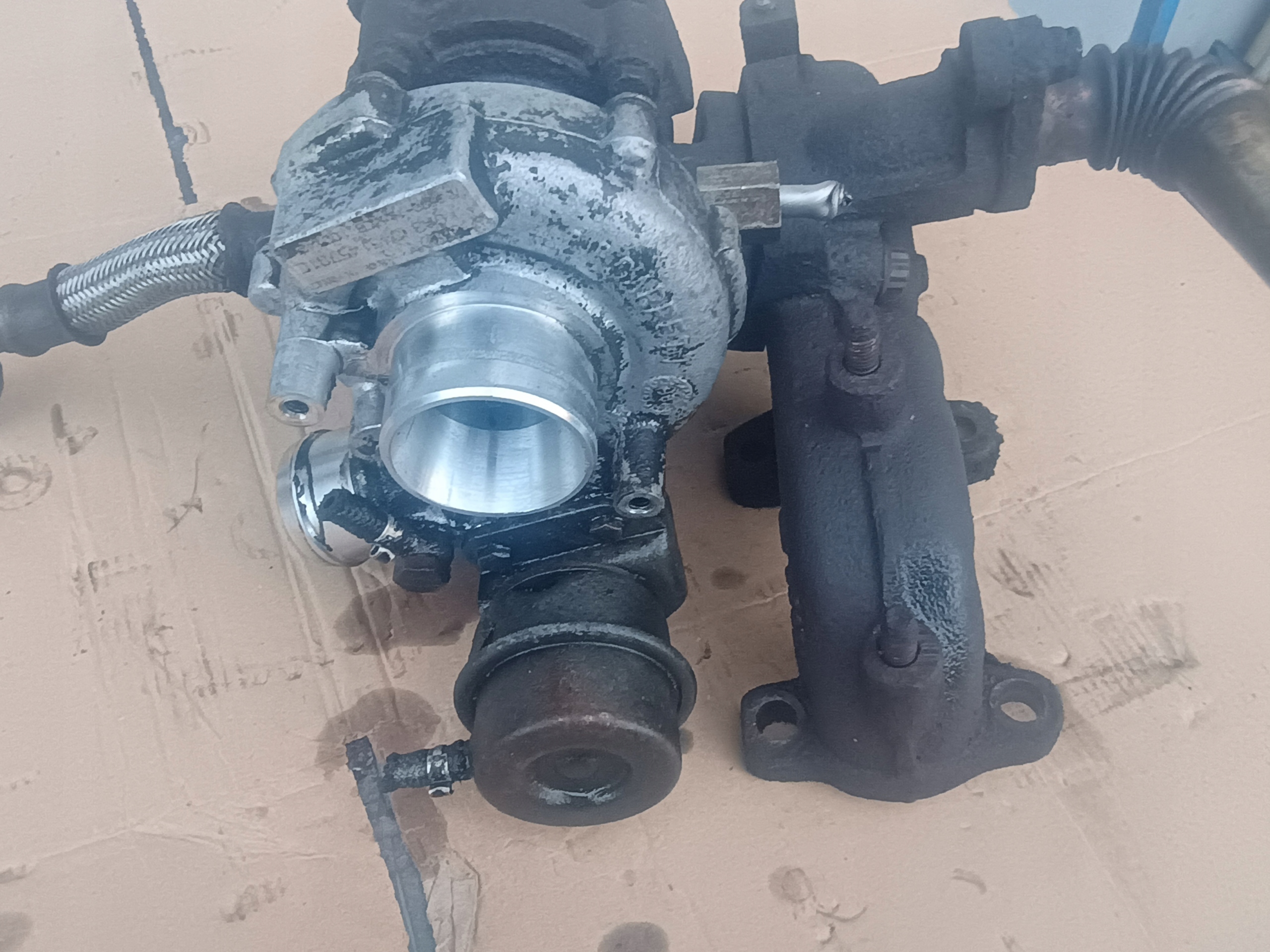 turbo 045145701C VW SEAT 1,4 TDI