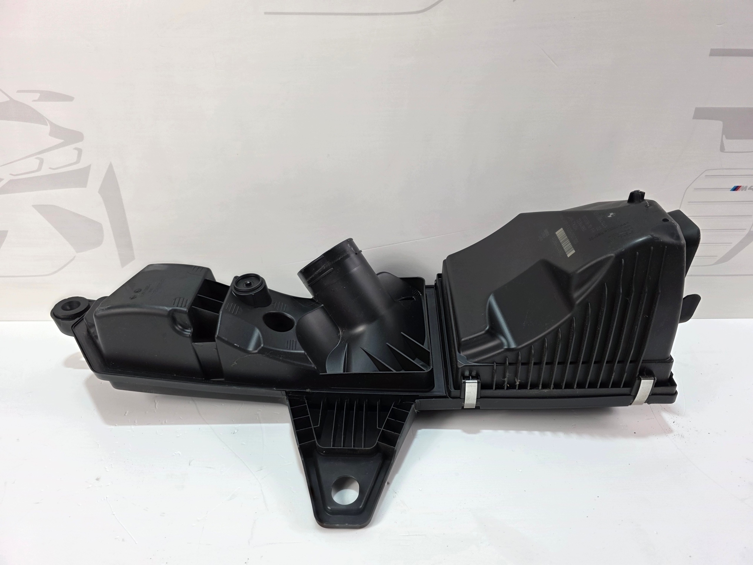 Gehäuse filter luft BMW 1 F22 72364988 8647449