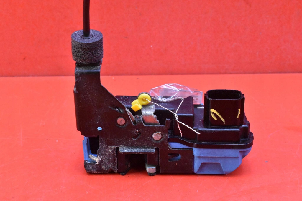 lock door right front front EU 8650546 VOLVO XC90 1 and 02-06