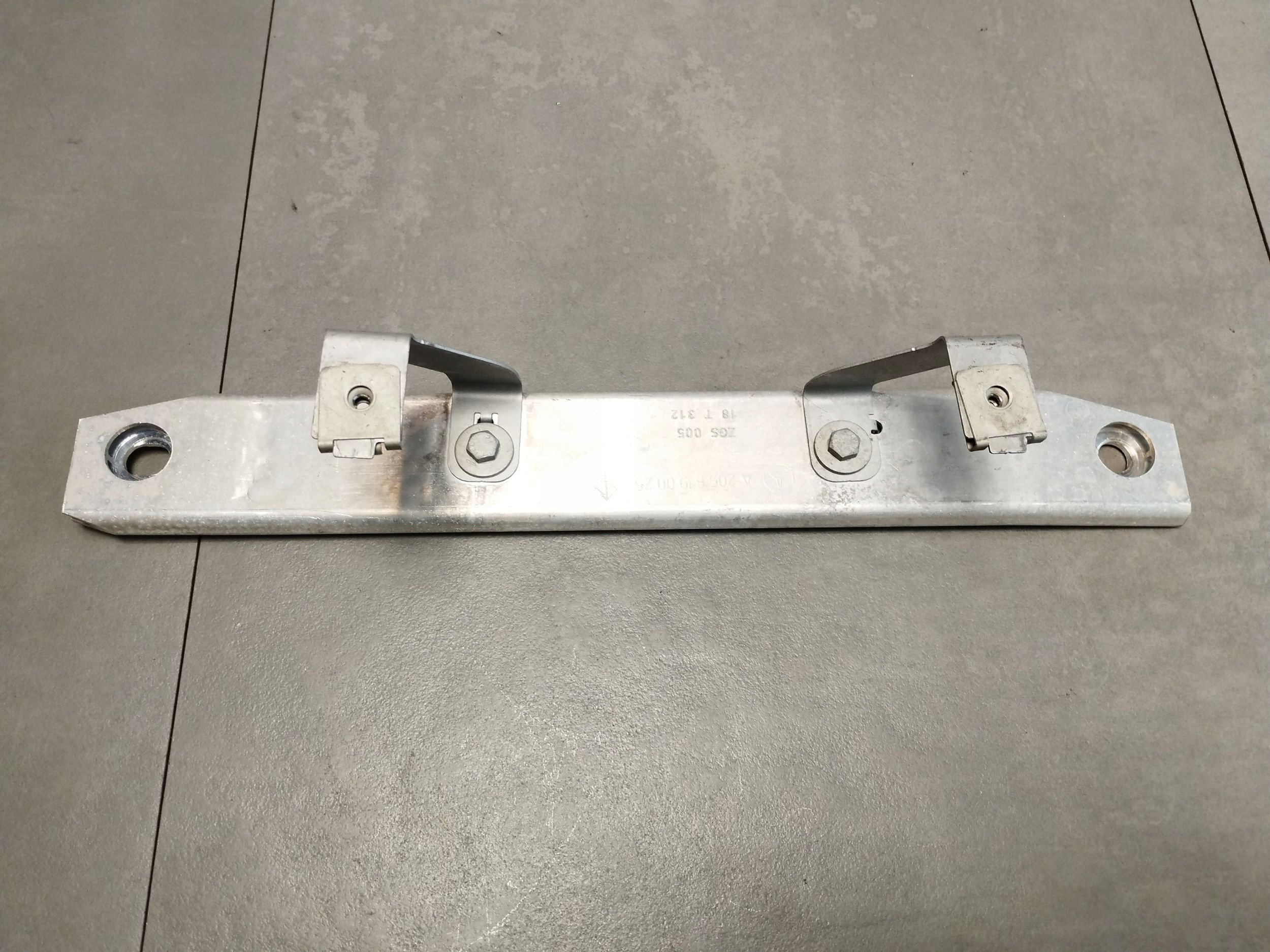 Mercedes-Benz E W213 Poignée Console A2056190025