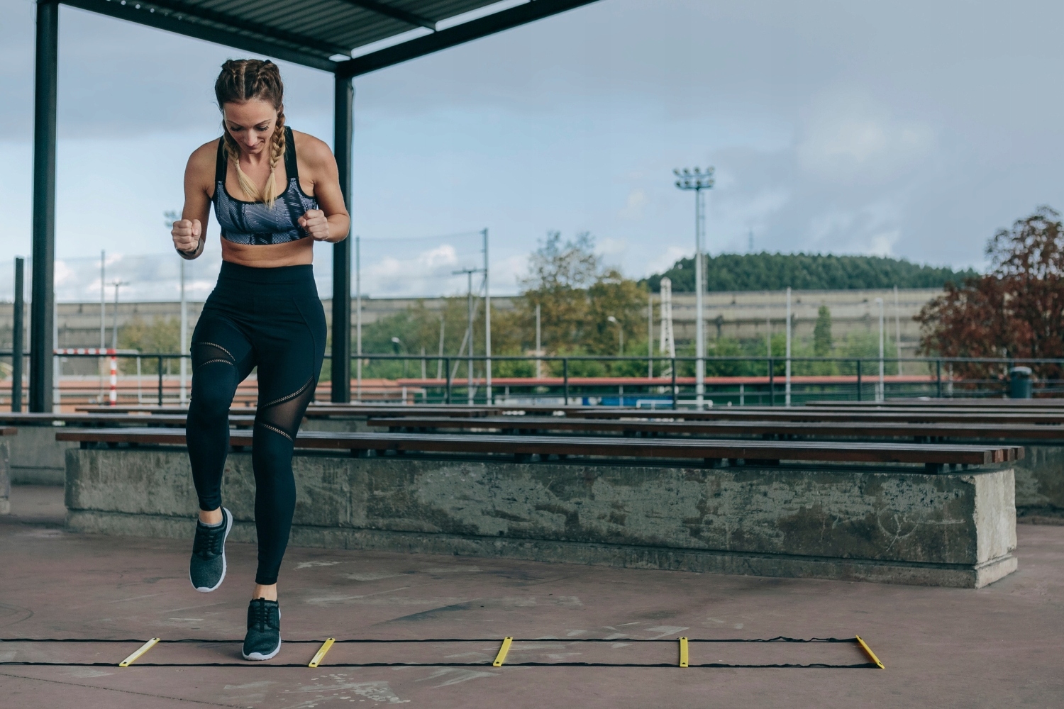 DRABINKA GIMNASTYCZNA DO ĆWICZEŃ TRENINGU SKŁADANA SPORTOWA DRABINA 6m Rodzaj pojedyncza