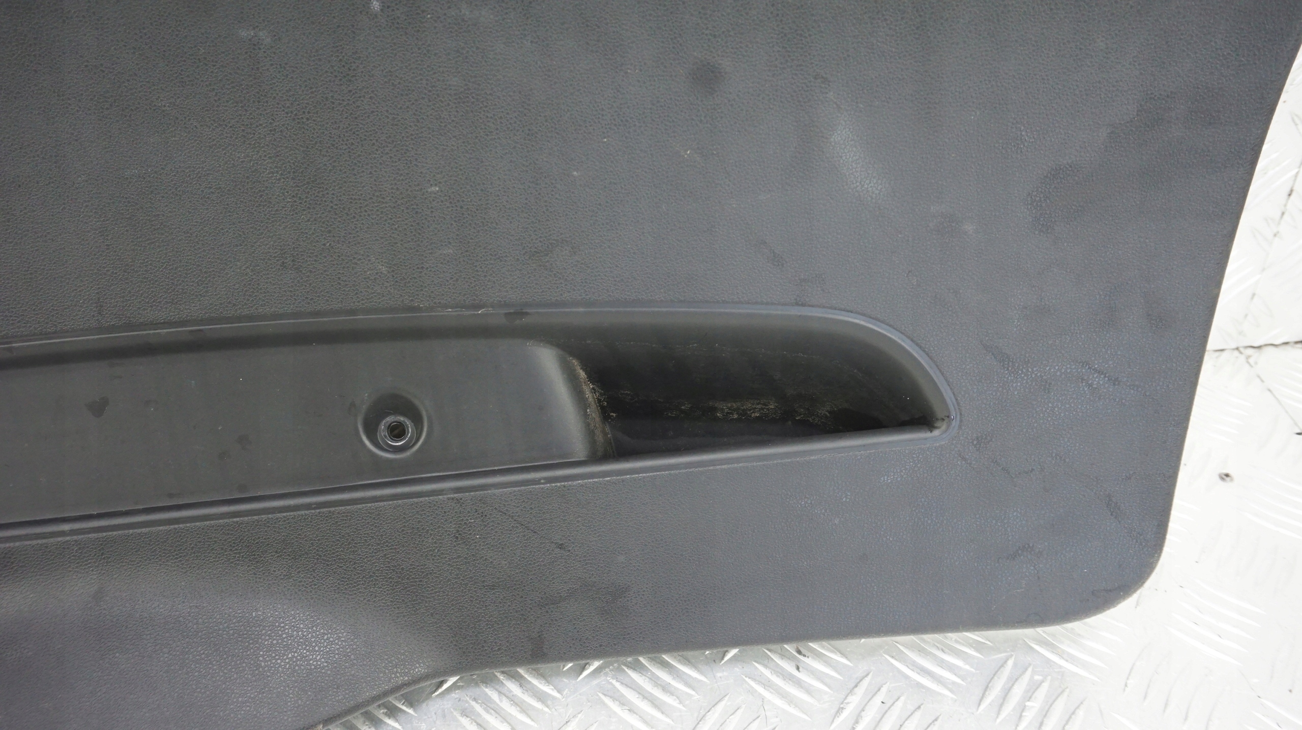 BMW E87 TAPICERKA KLAPY BAGAŻNIKA 7060637 Numer katalogowy części 7060637