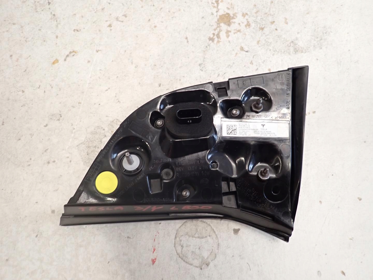 light rear part rear left TESLA 3 Y 2017- 1502088-00-B