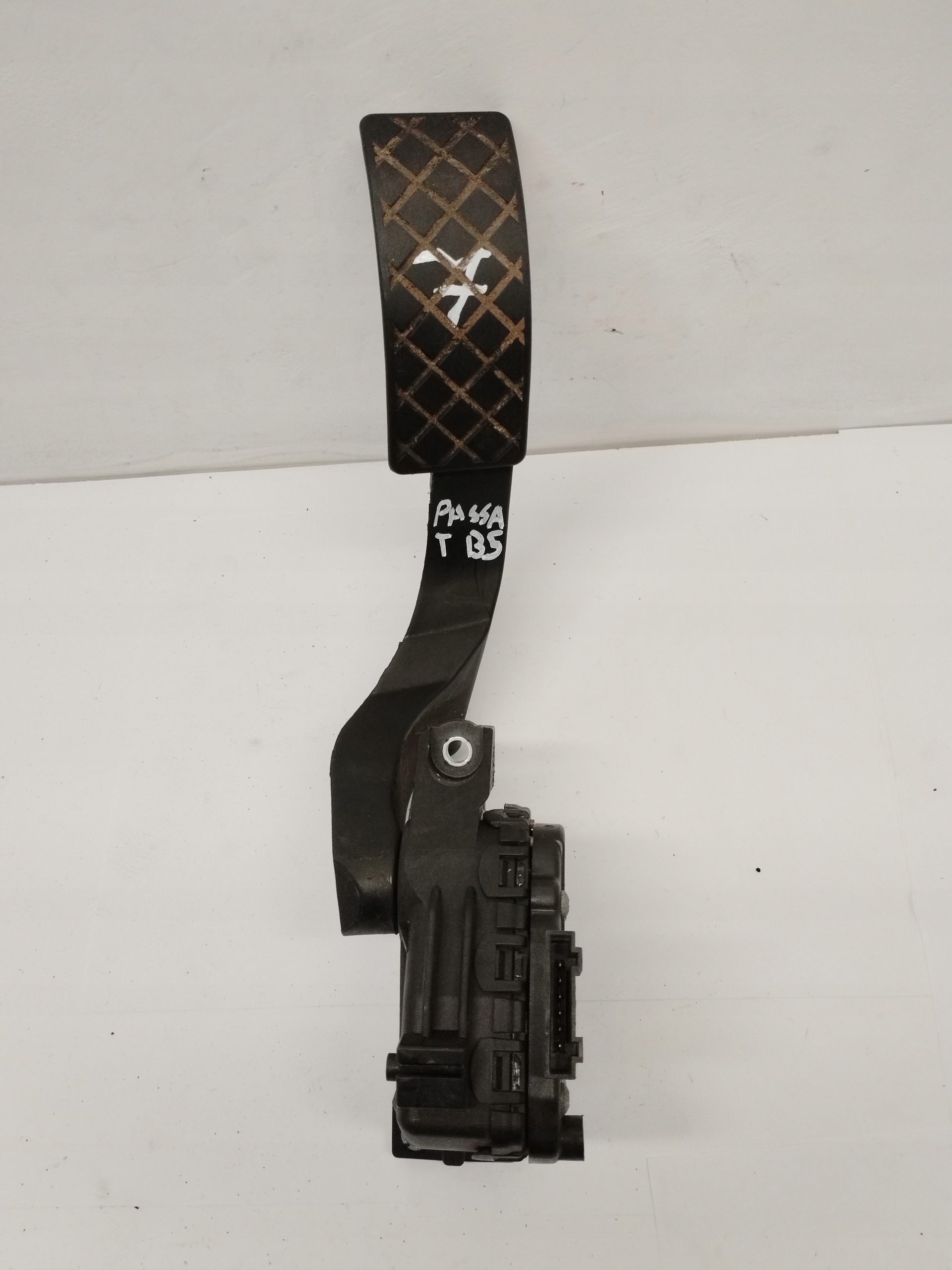 potentiometer Gaspedal Passat B5 8D1723523N