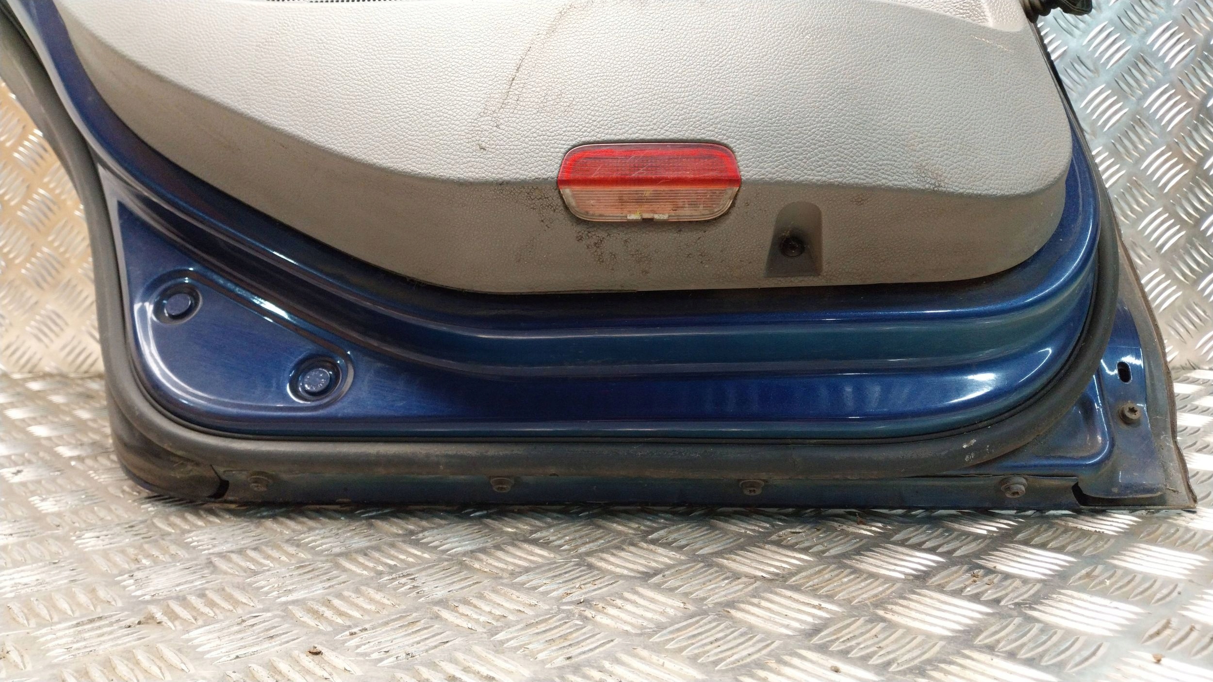Tür heck links VW JETTA V 05