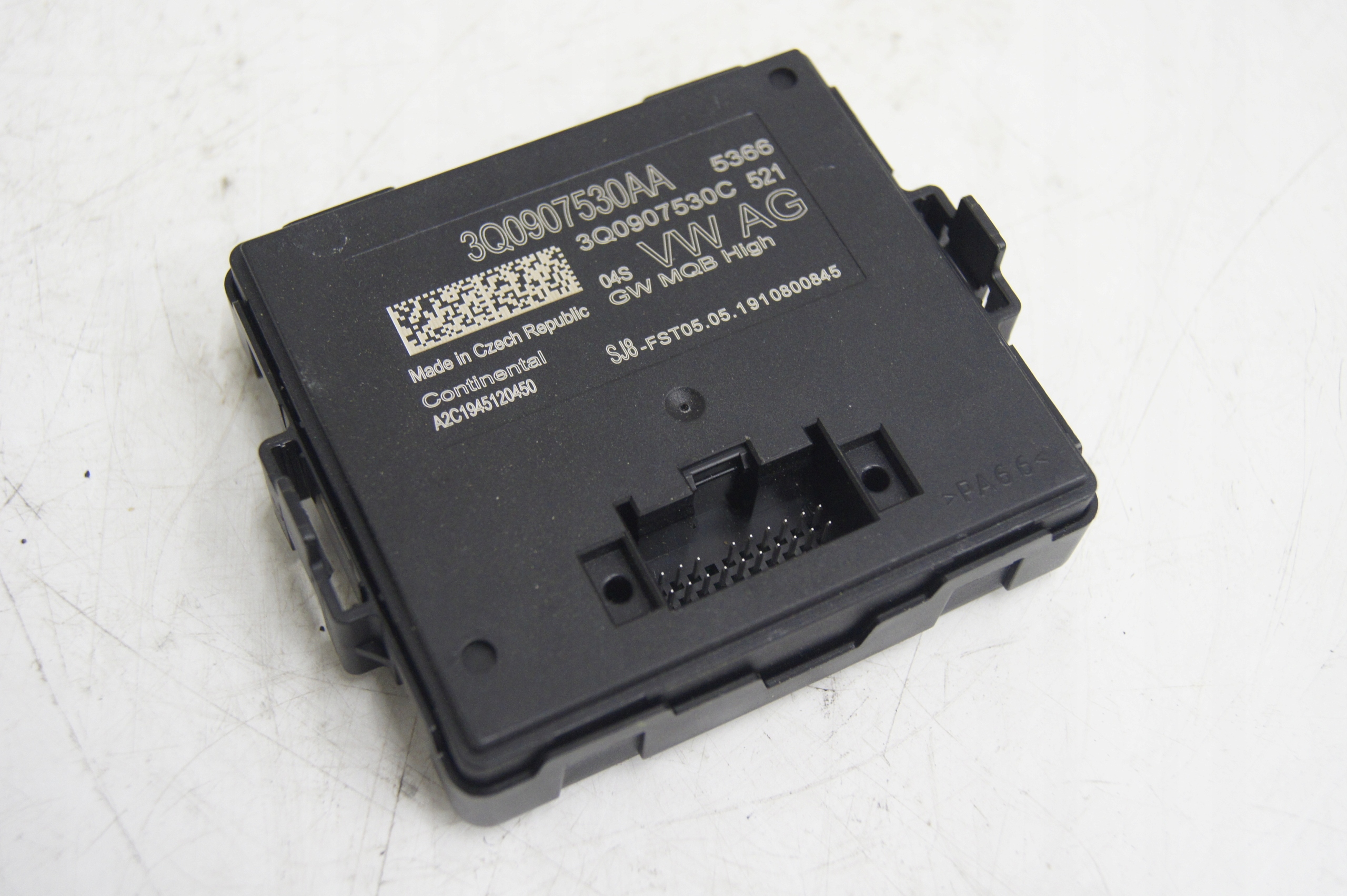 3Q0907530AA - Leon III модуль шлюза