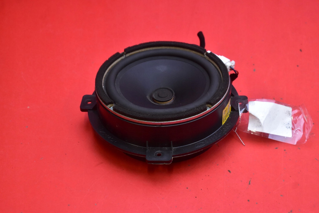 speaker right rear part 96330-2G501 KIA MAGENTIS 2 II 06-08