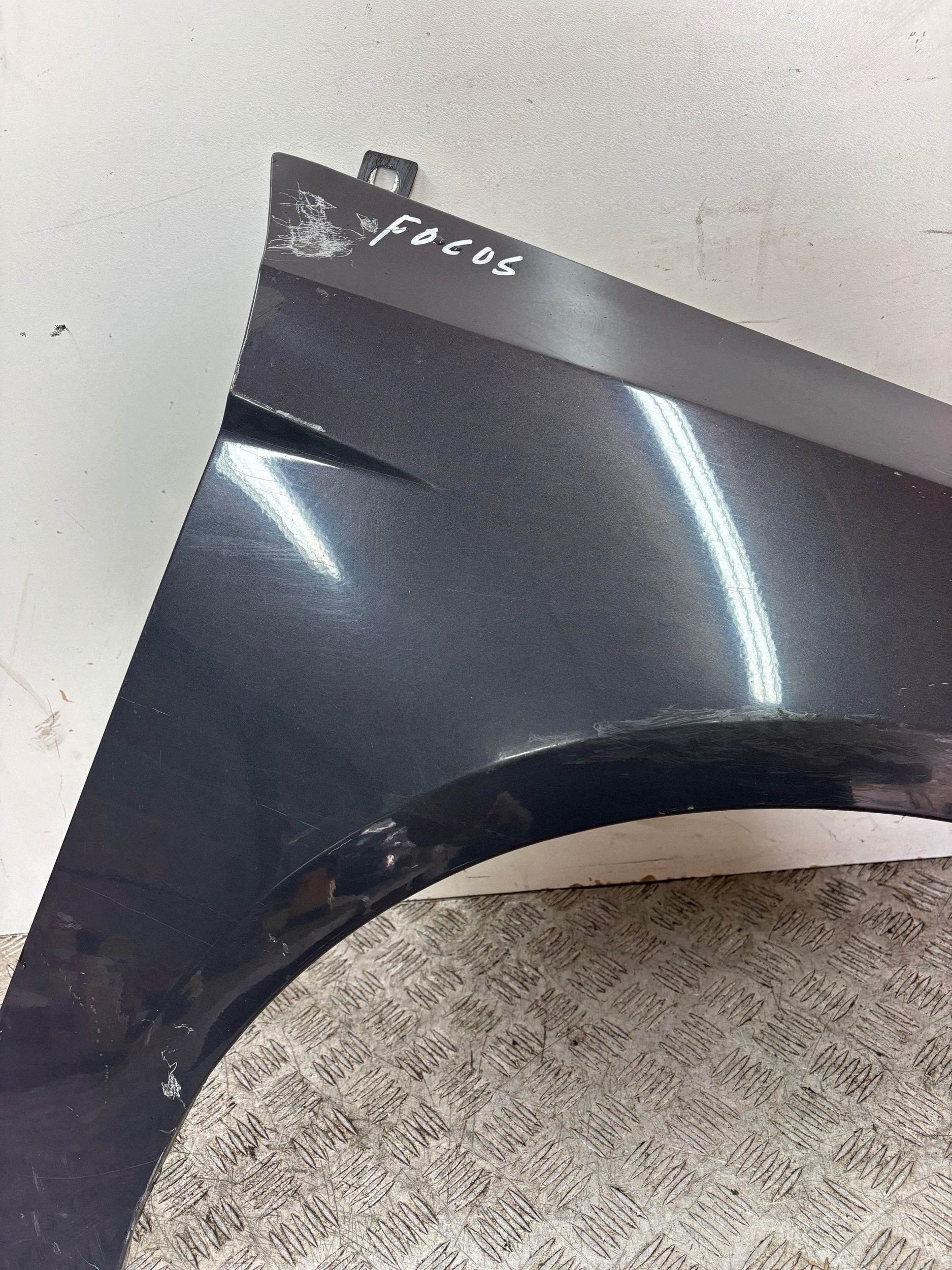 fender front front right FORD FOCUS III MK3 10