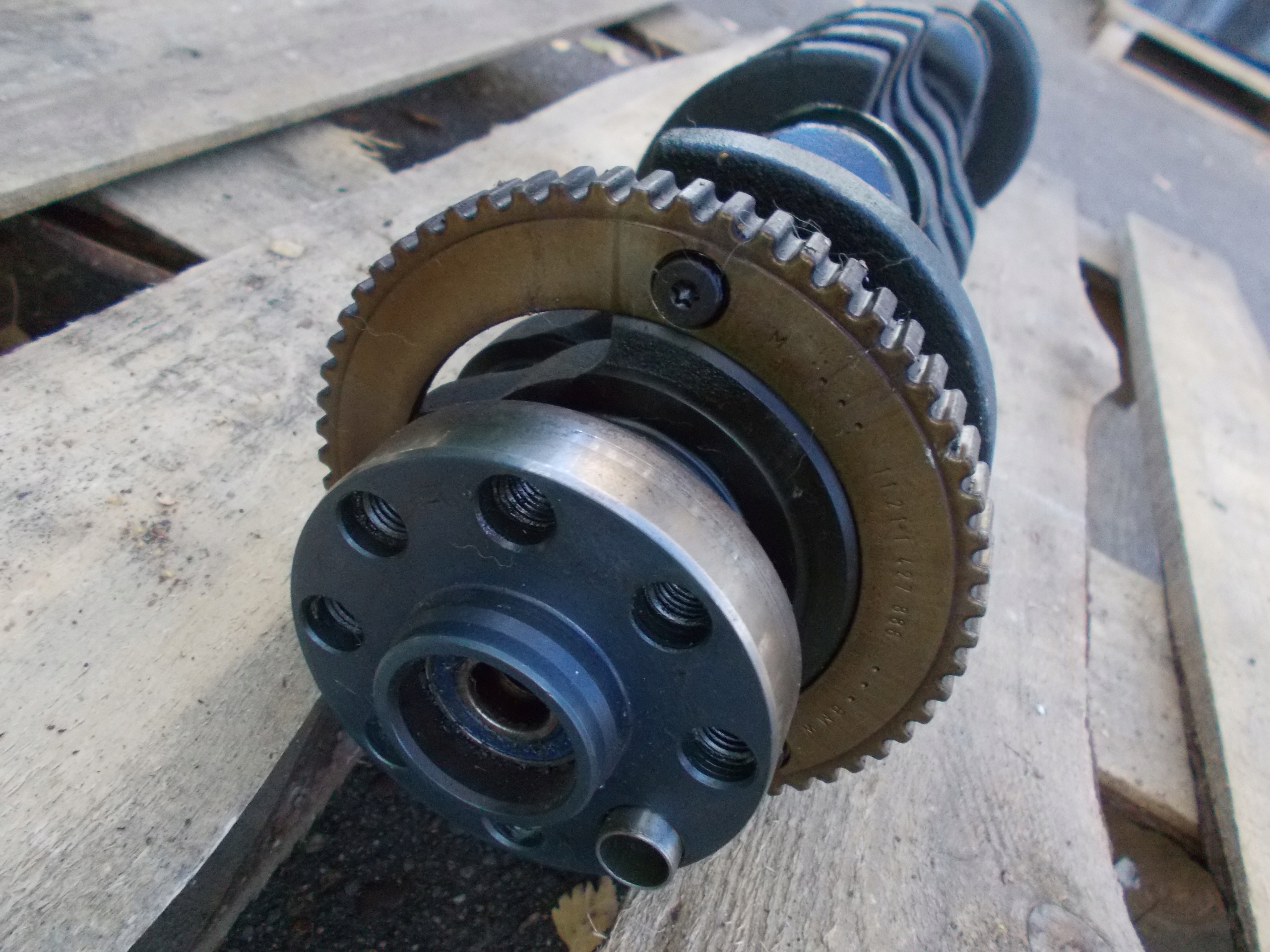BMW E46 E439 2.2 ALBERO MOTORE 1437581
