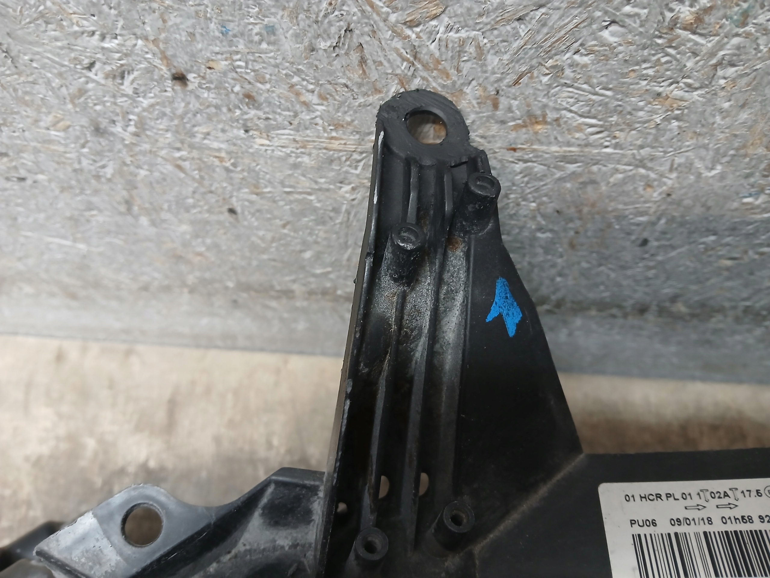 light front left PEUGEOT 108 lens 81150-0H150