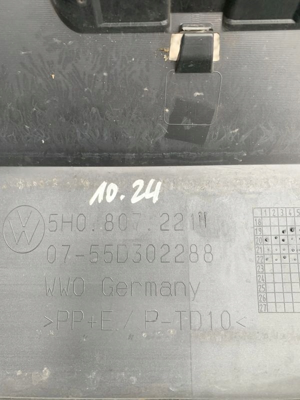 Volkswagen Golf 8 bumper front front VW VIII 5H0807221H 10.24