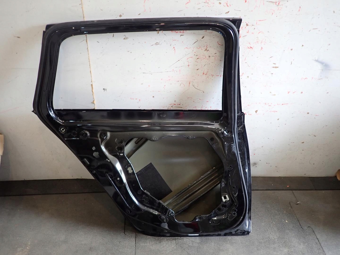 door rear part rear. left BMW 3 G21 KOMBI 2018