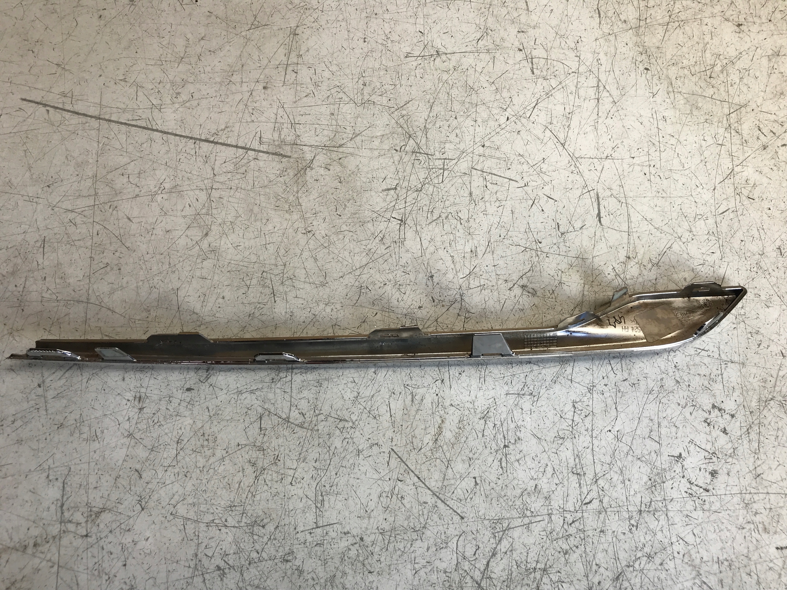 CHROM grille right OPEL ASTRA K 39130524