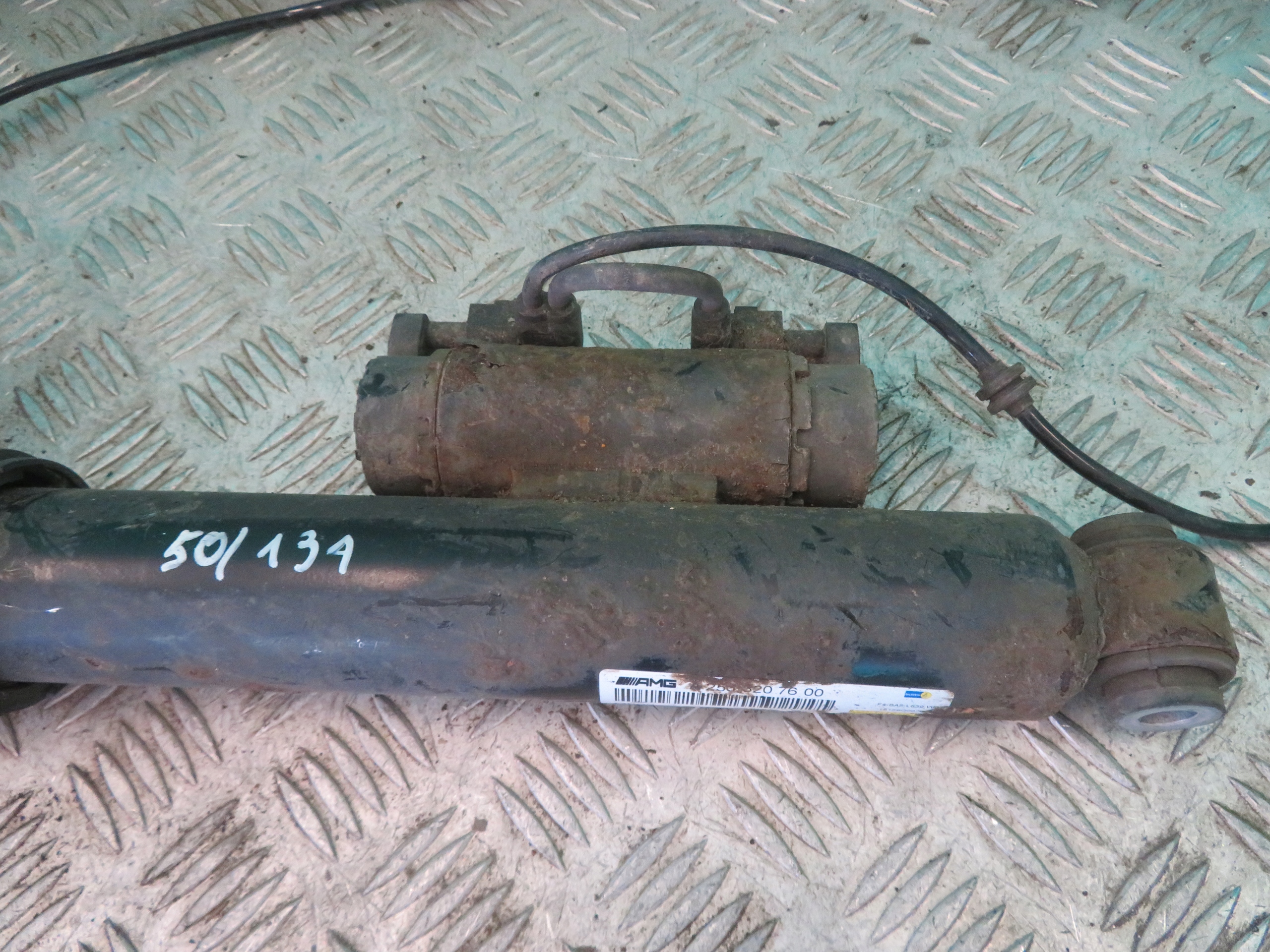 shock absorber left rear part MERCEDES W253 GLC 43 3.0 18R