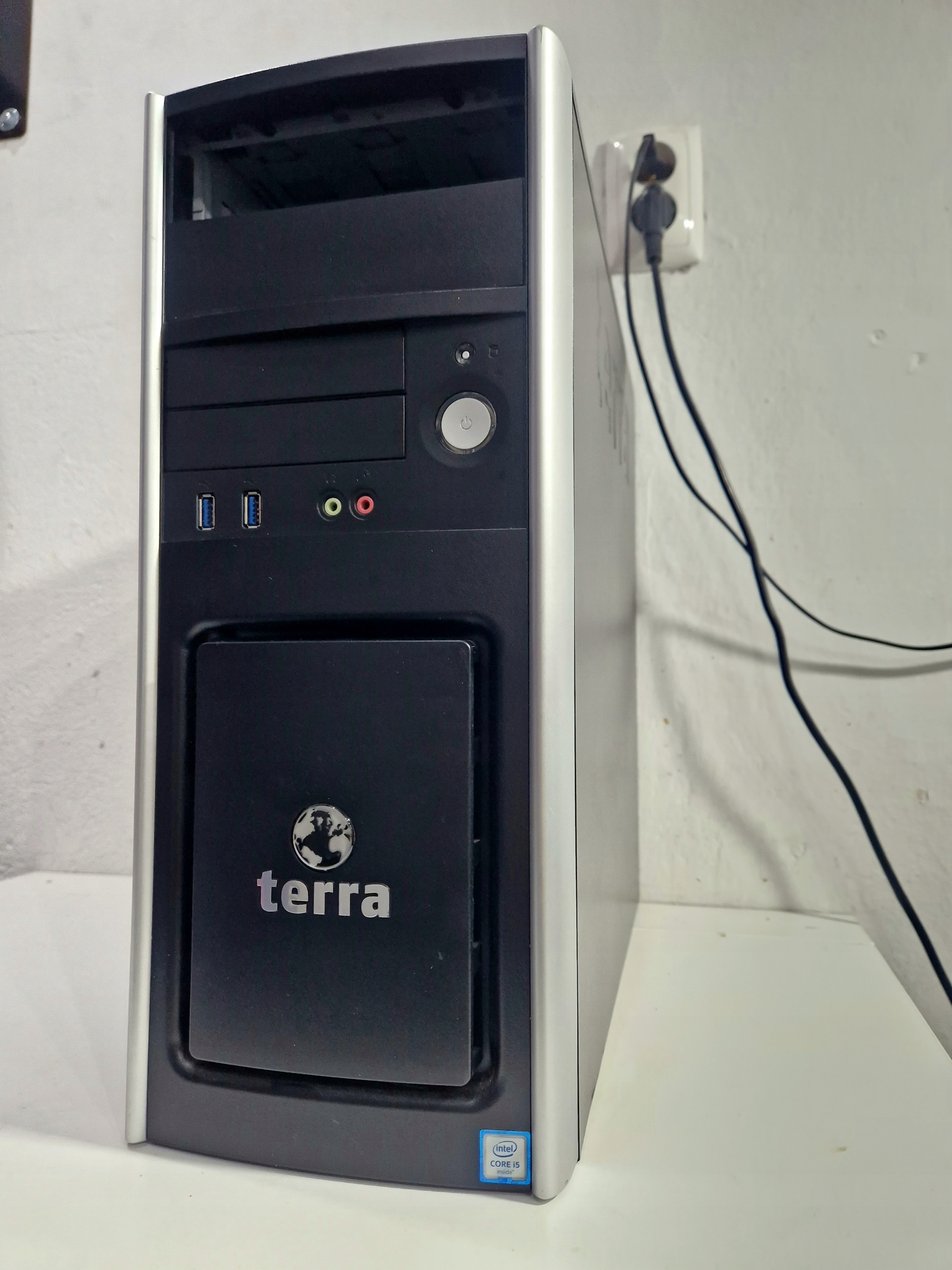 OBUDOWA KOMPUTEROWA TOWER ATX