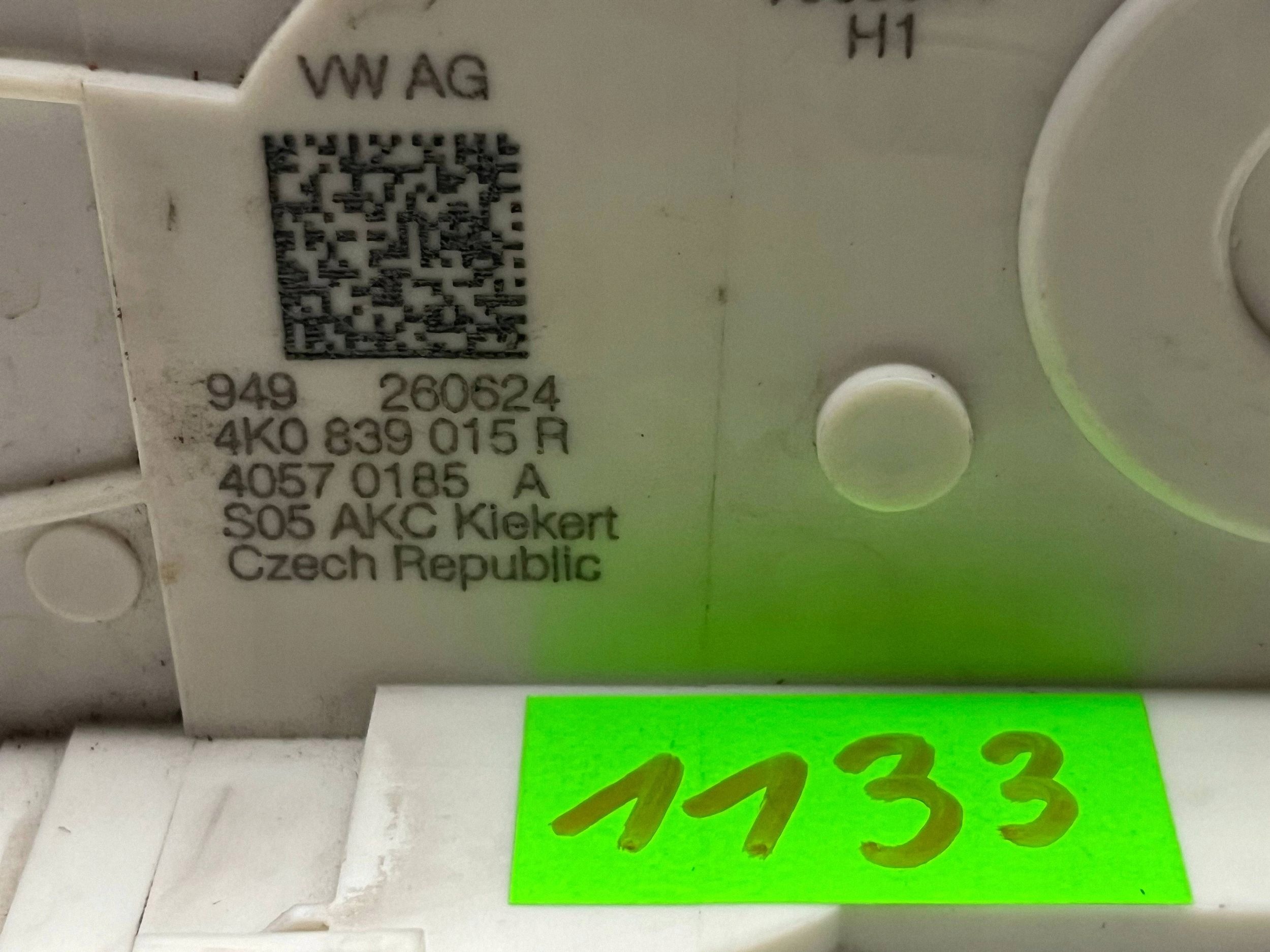 AUDI A6 C8 lock door left rear part DOCIAG 4K0839015R @M