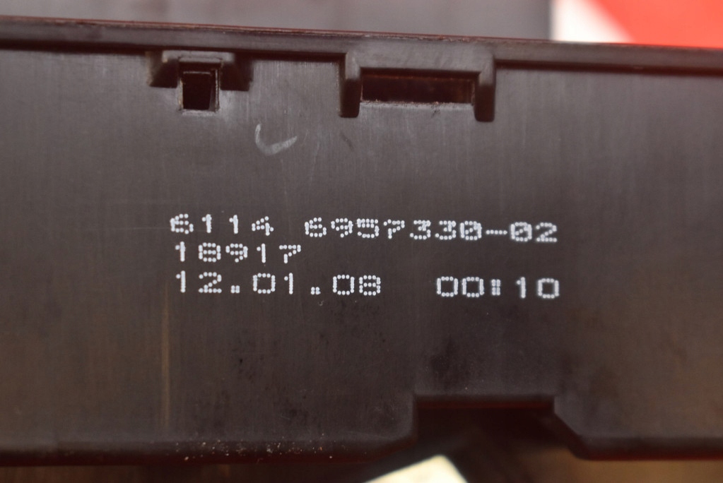 Module fusibles 6957330 BMW E60 E61 2.0 D 177 KM 07-10