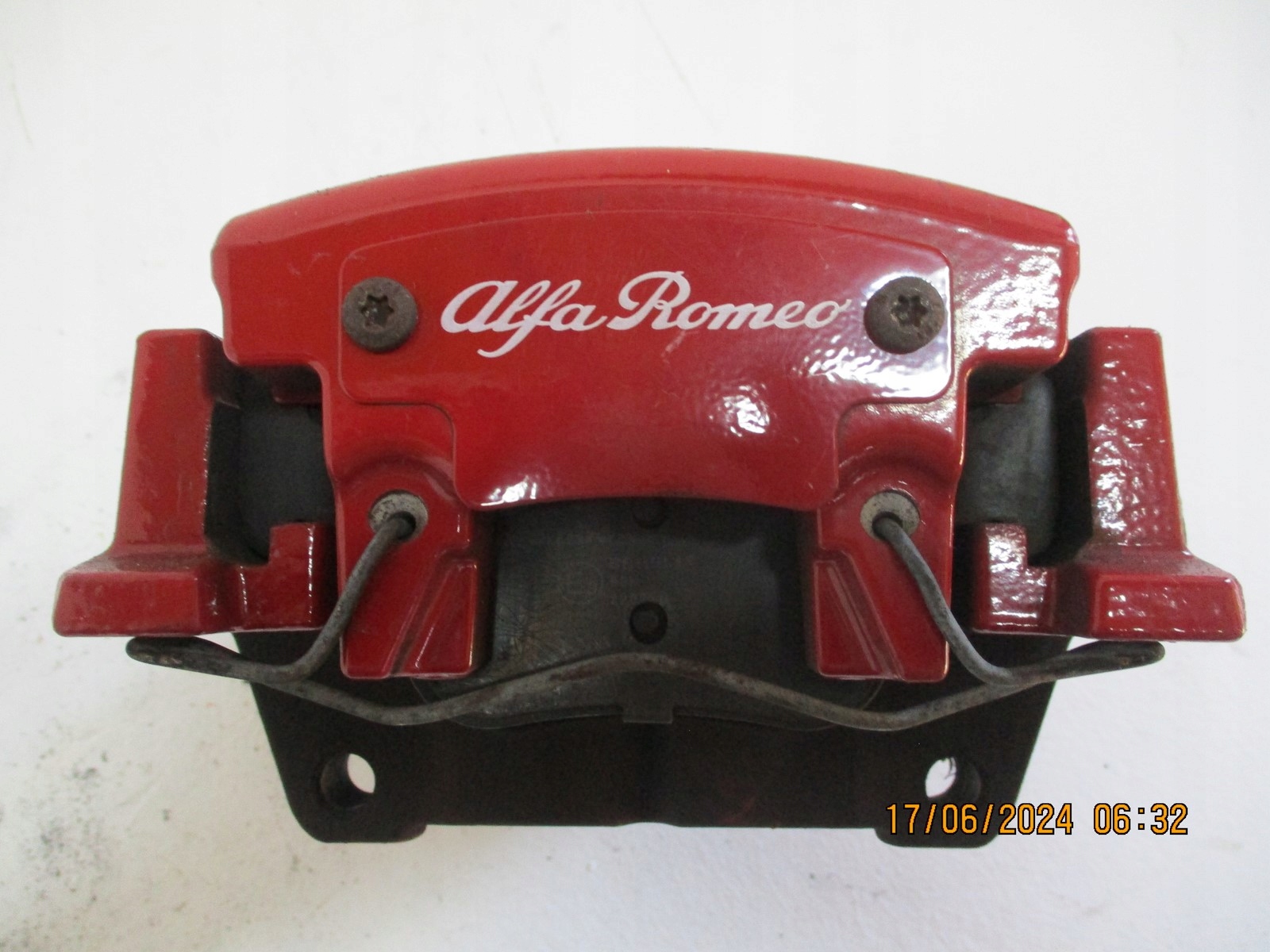 caliper calipers ALFA ROMEO STELVIO 2,2 20R rear part rear.