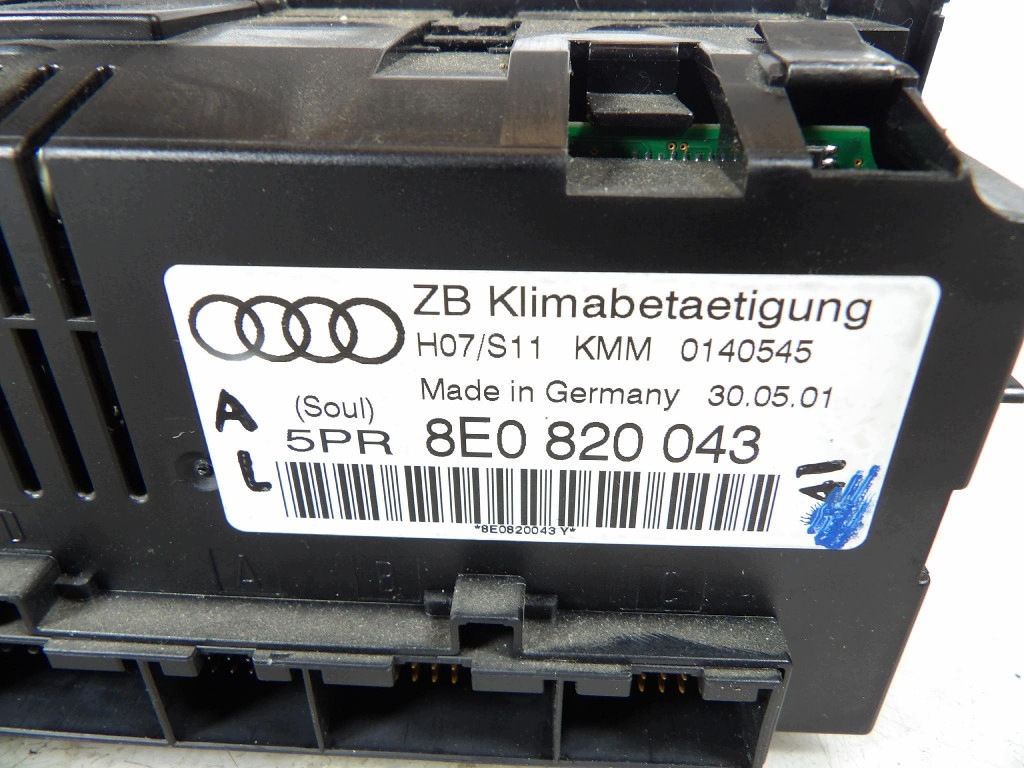 PANEL Bouches buses 8E0820043 AUDI A4 B6