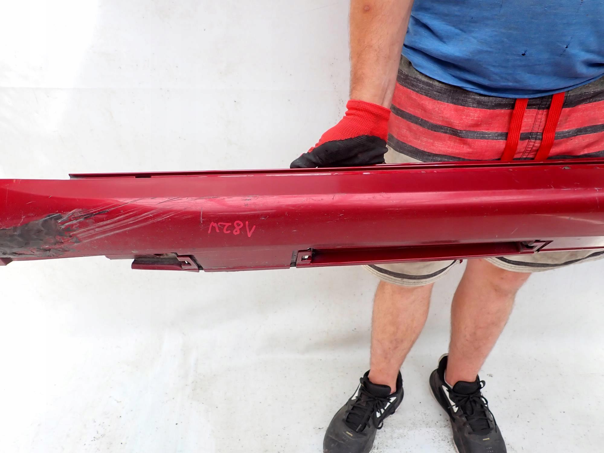 LEXUS IS II 2 05-13 threshold left moulding threshold left