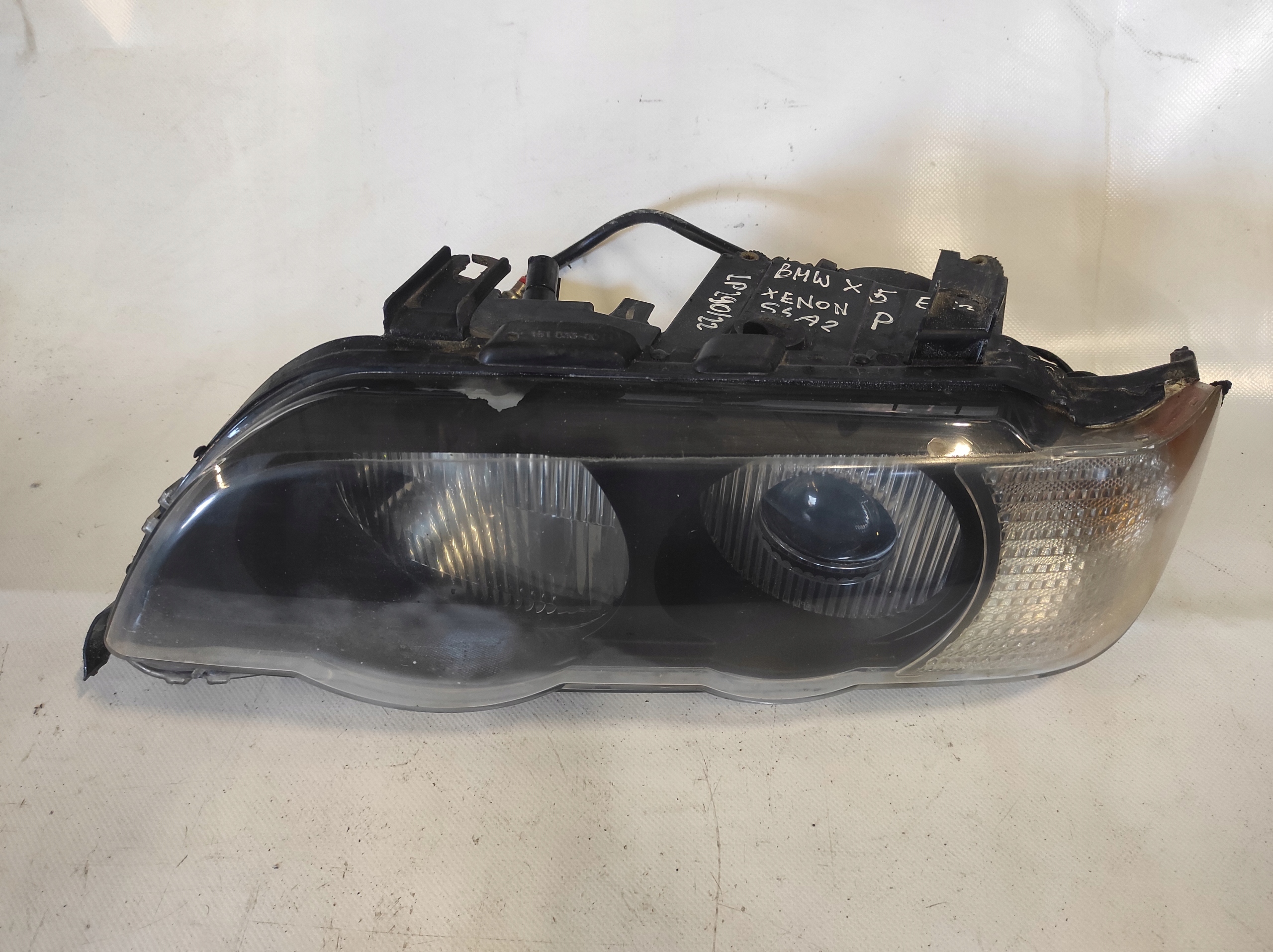 light left REFLEKTOR left XENON BMW X5 E53 HELLA