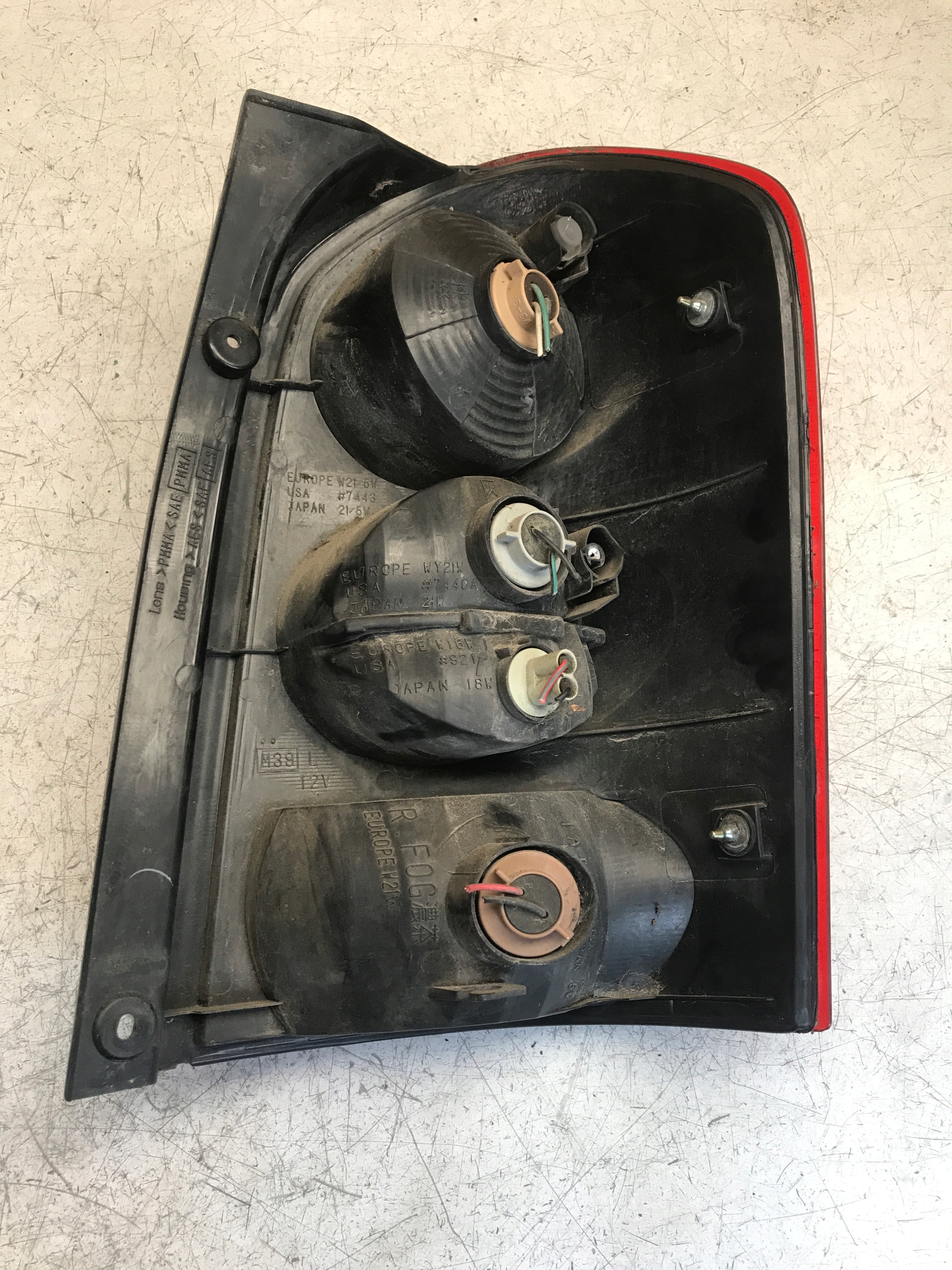 light left rear part MAZDA MPV II EUROPA