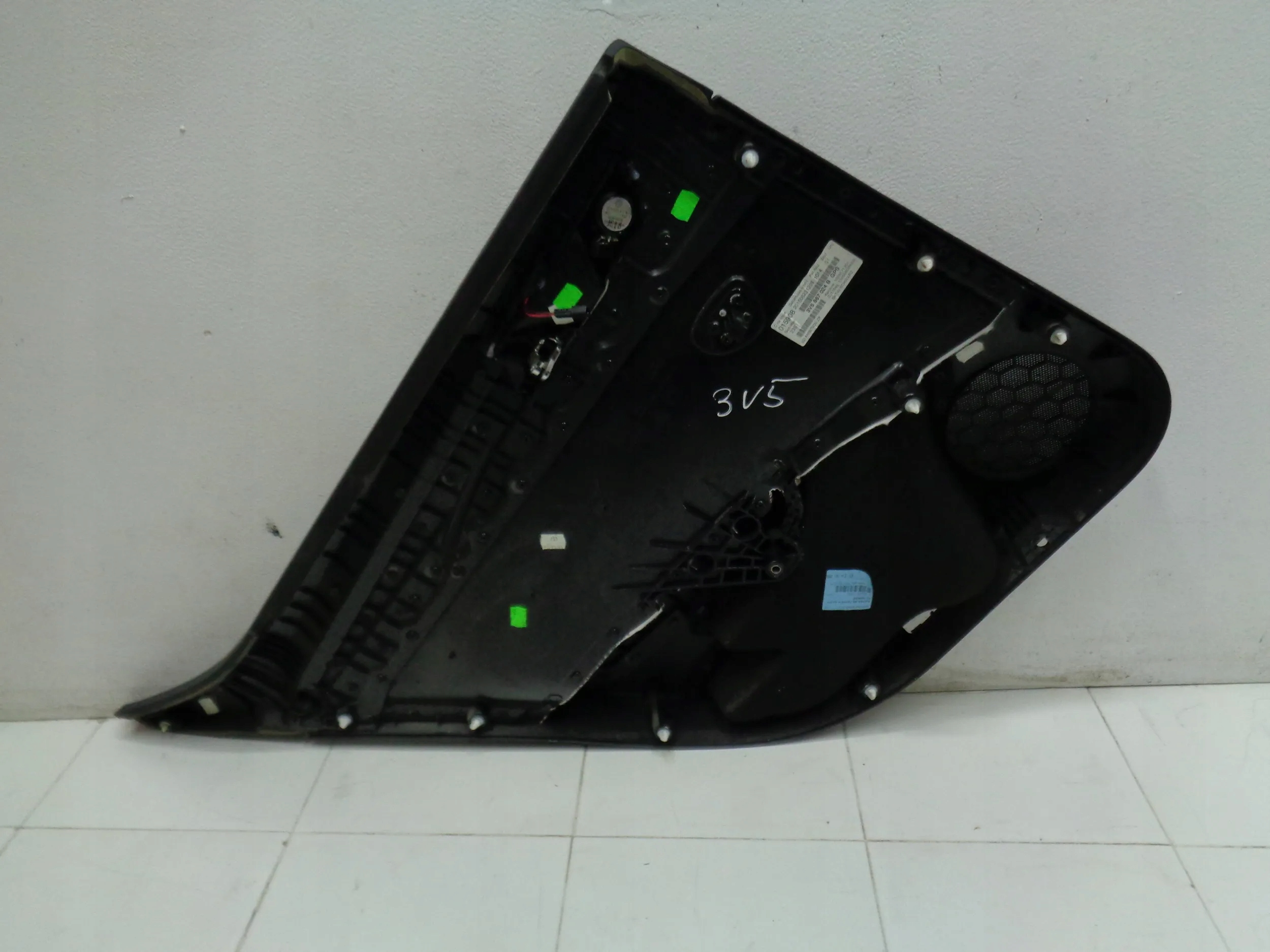 SUPERB III LIFTBACK upholstery side right rear part 16r