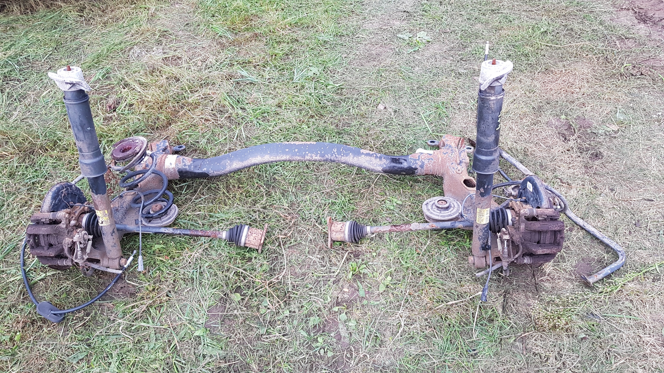 OPEL MOKKA TRAX BELKA OS ZAWIESZENIE TYL 4X4