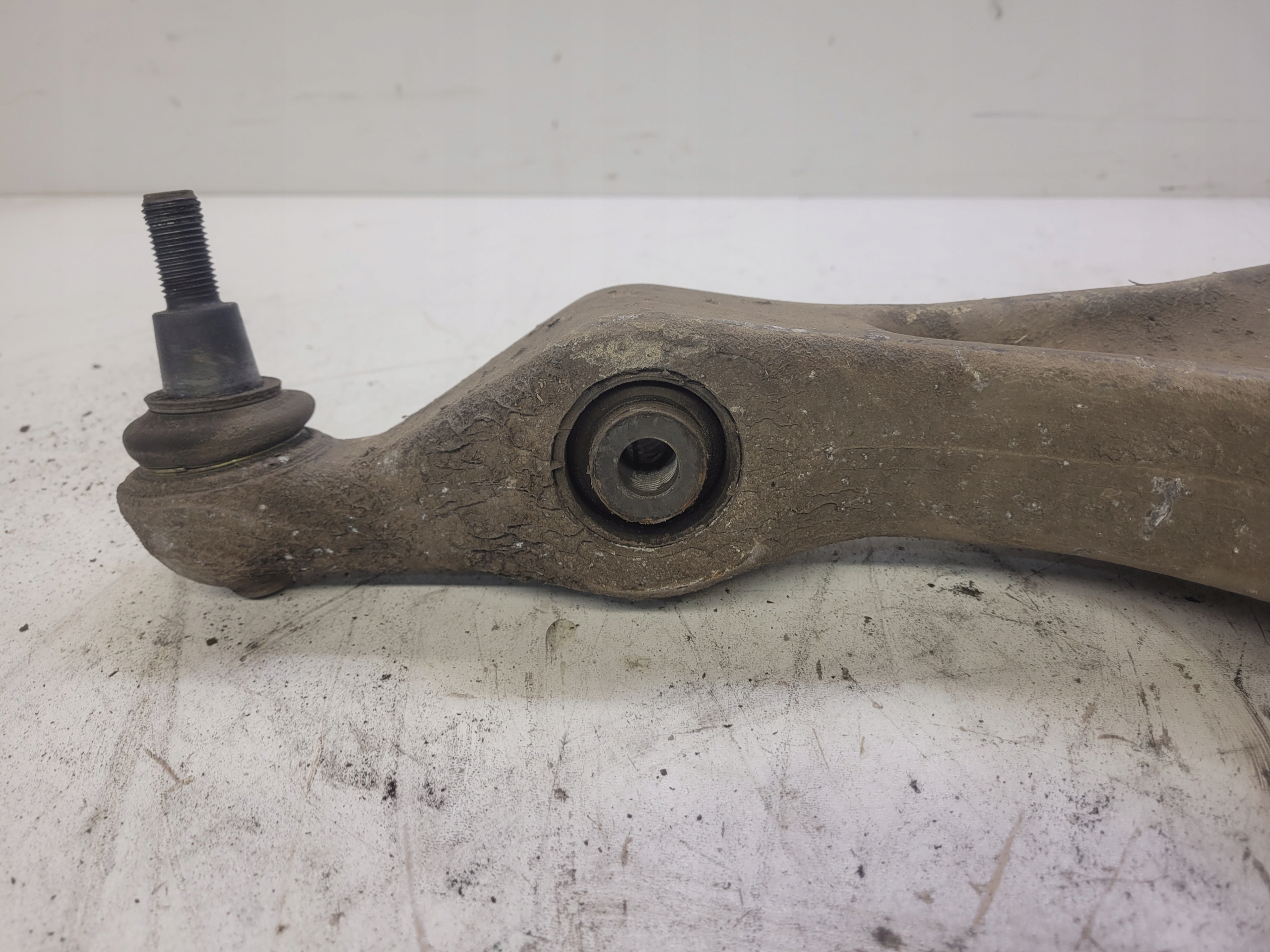 arm right front AUDI Q7 4L VW TOUAREG 7L0