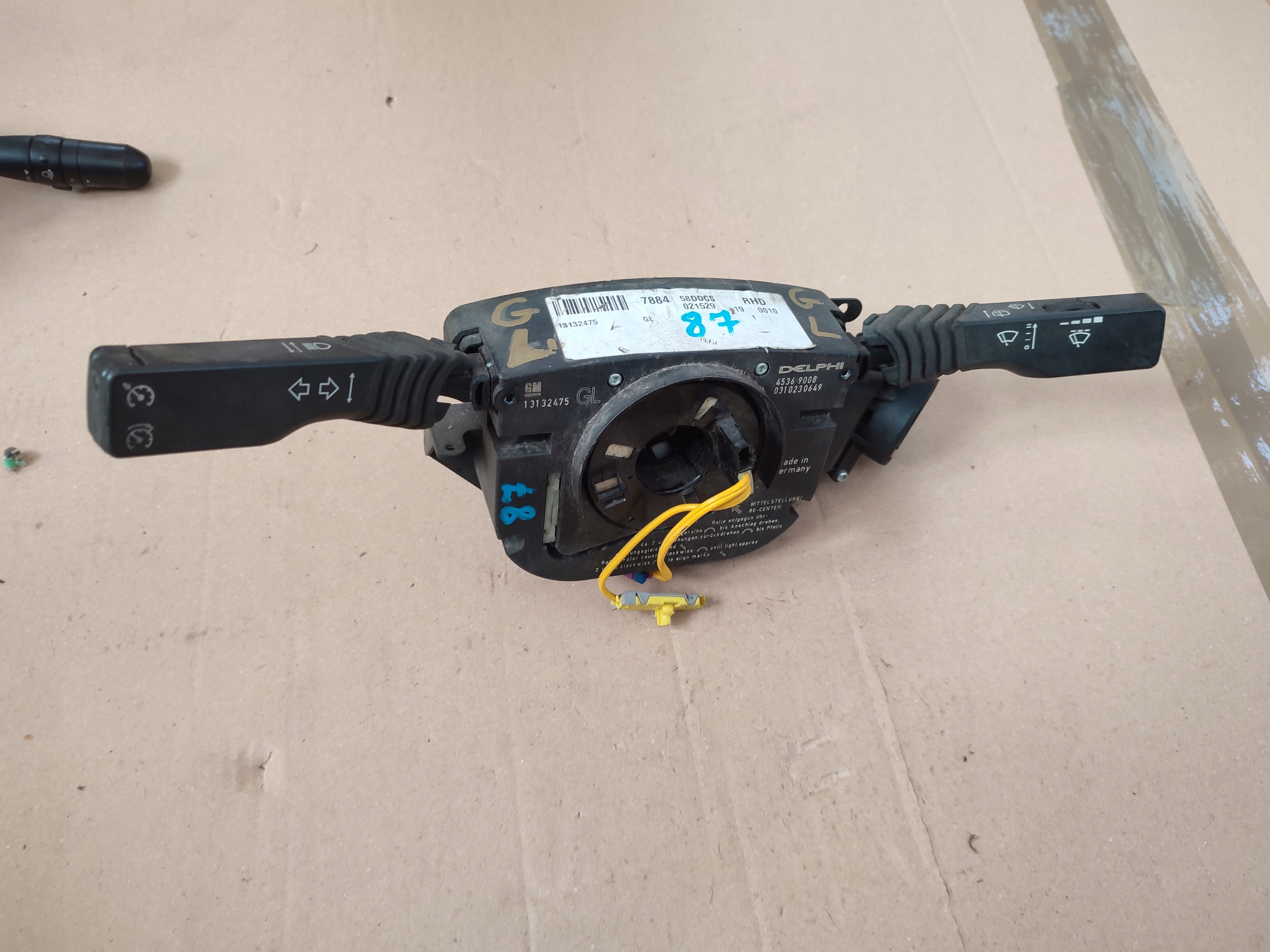 Commodo essuie glace OPEL VECTRA C 13132475