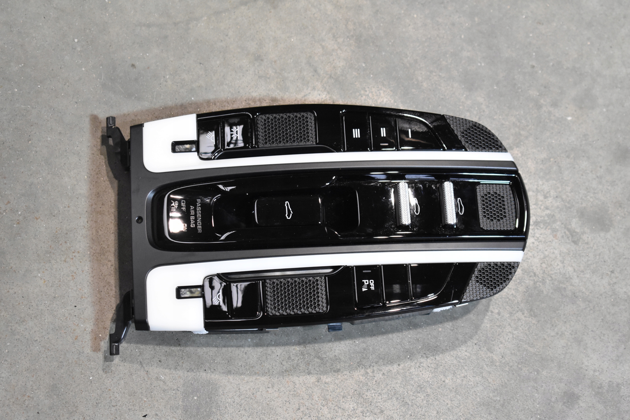 IDEALNA FANALE CIELO INTERNO PORSCHE PANAMERA 971 1
