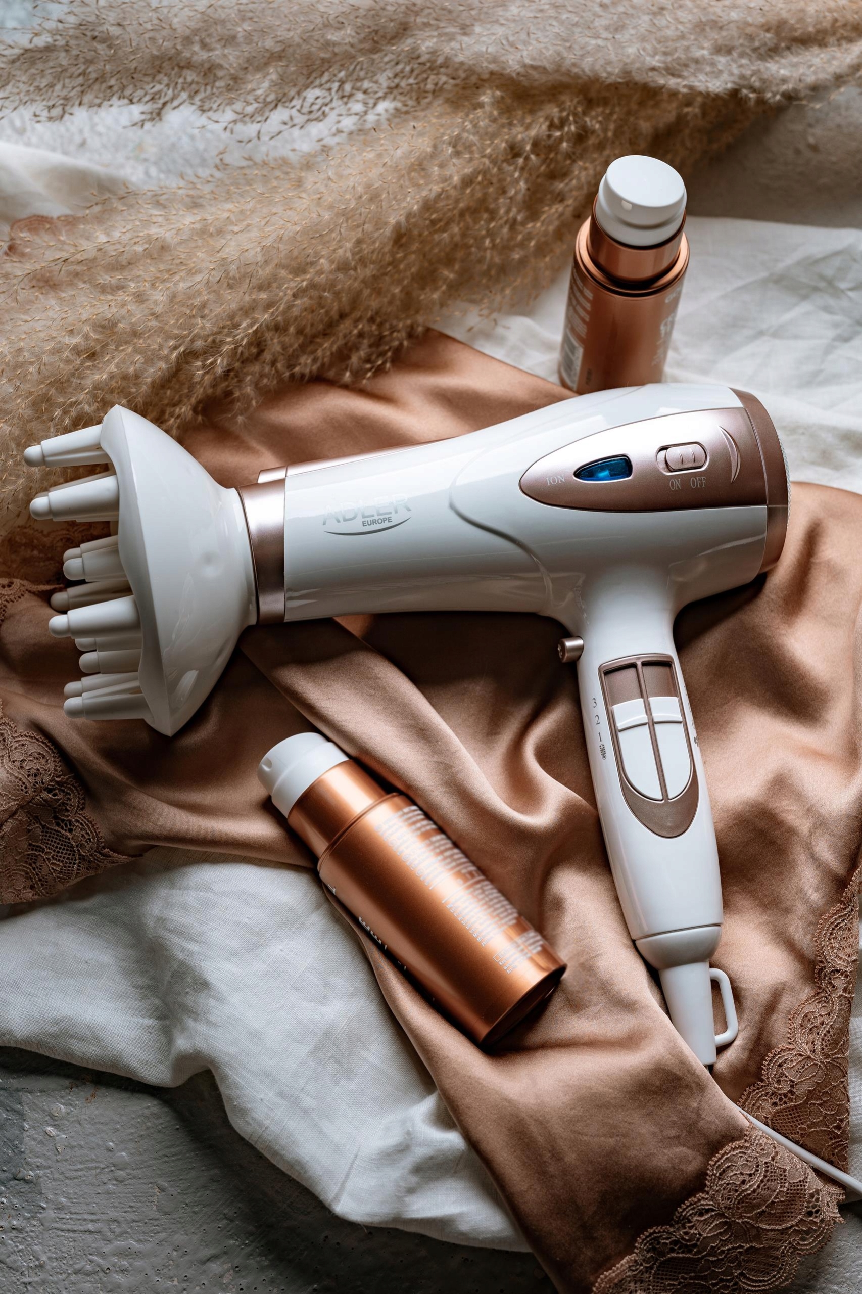 Mocna Suszarka Do Włosów Jonizacja Dyfuzor Filtr Zimny Nadmuch Moc 2400 W Kod producenta AD2248