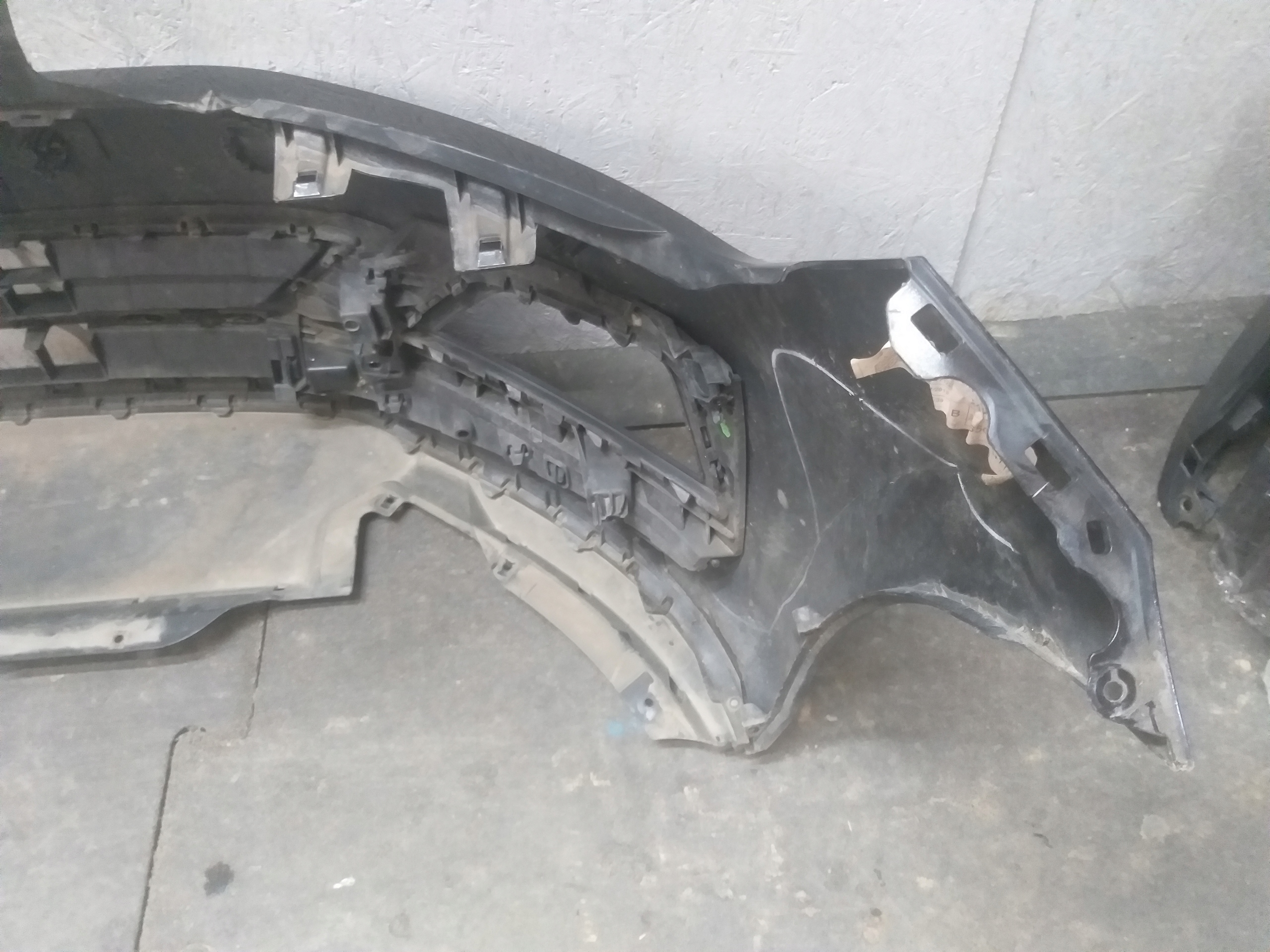 Paraurti Anteriore VW POLO 2G 17