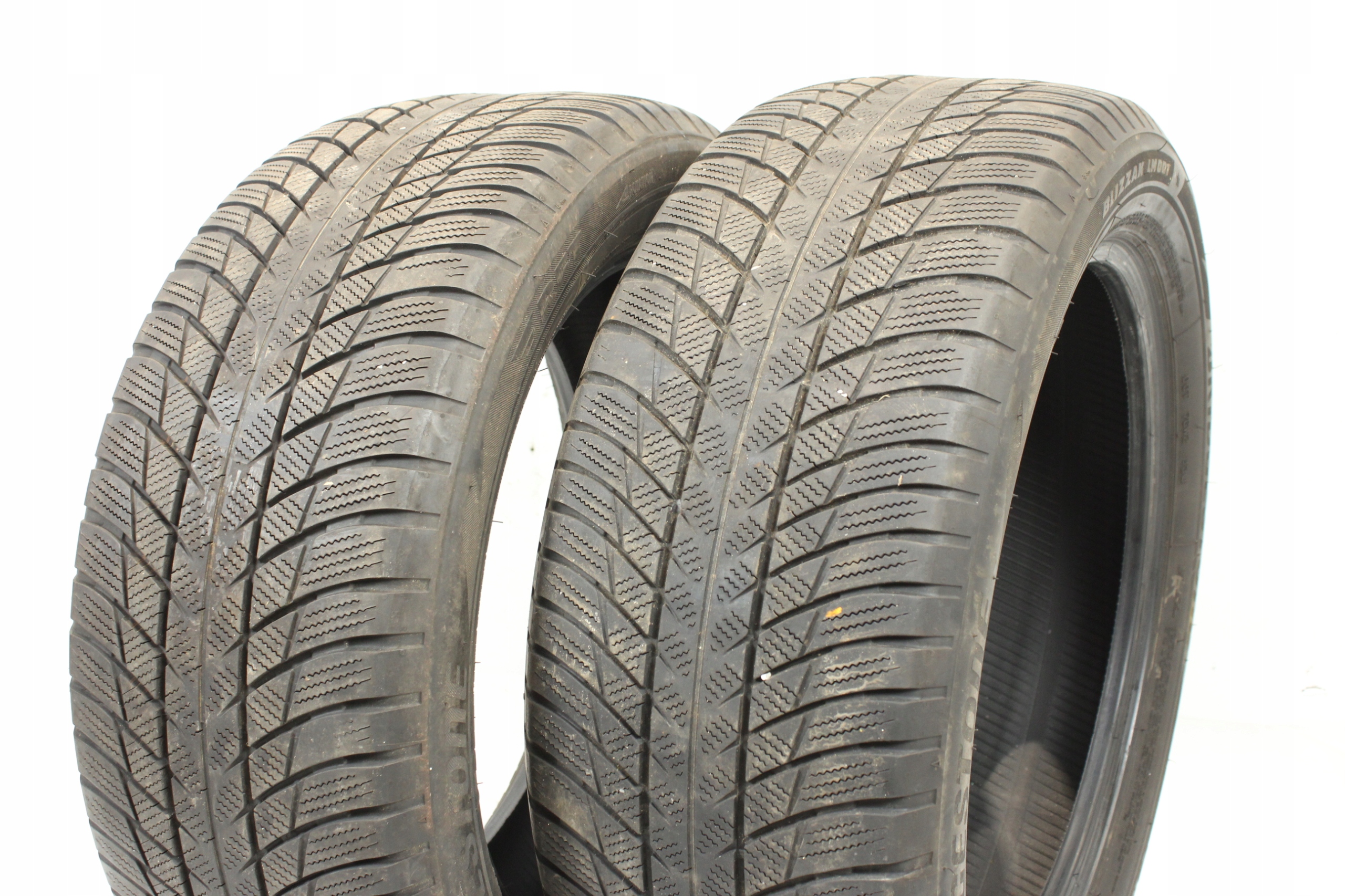 245/45R19 OPONY ZIMOWE BRIDGESTONE BLIZZAK LM001 * 2018r