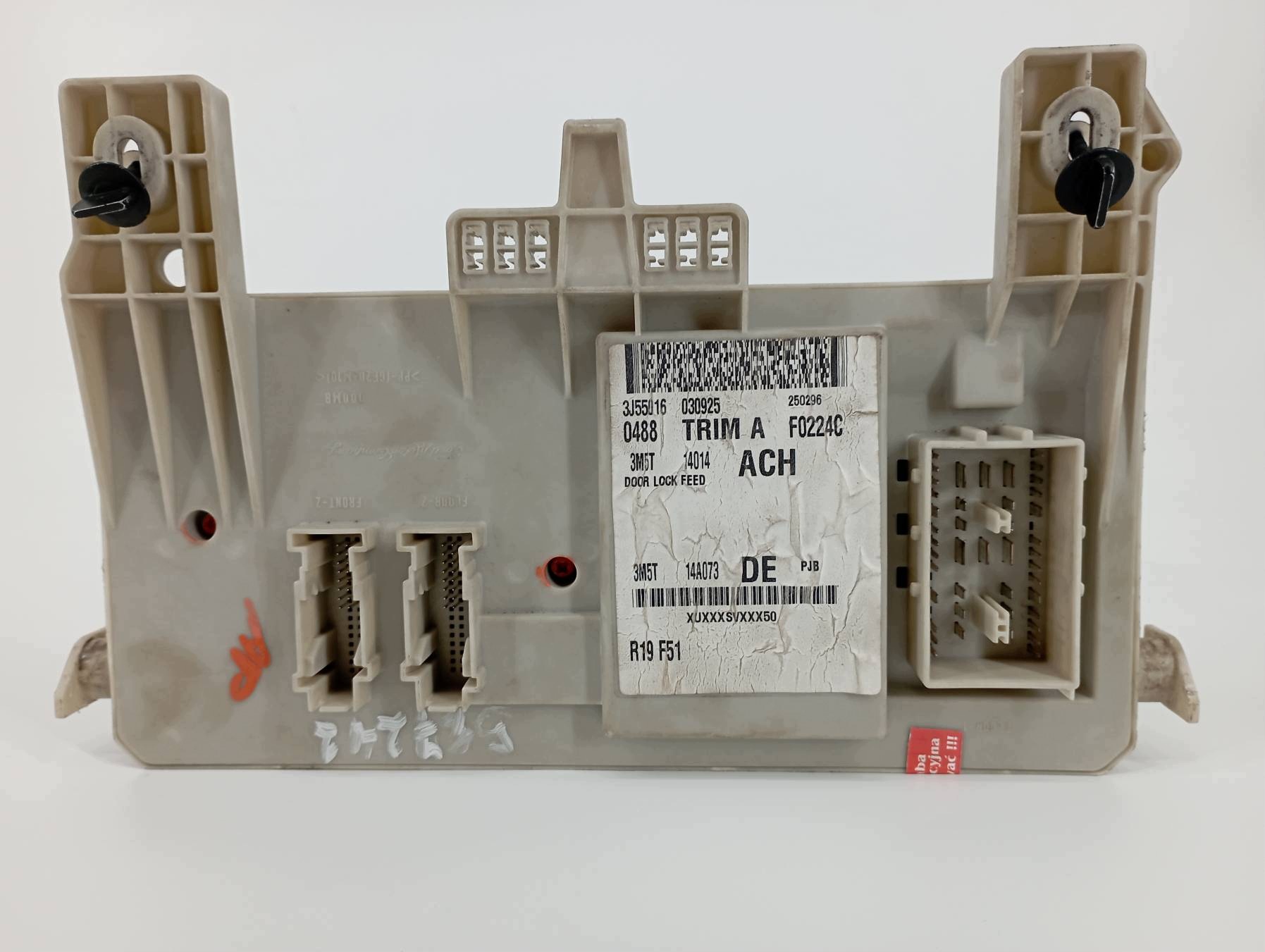 fuse box 3M5T-14A073-DF Ford Focus C-Max and (2003-2010)