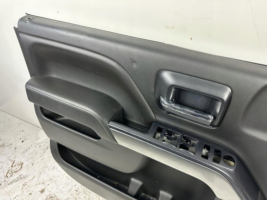 SILVERADO SIERRA 14-19 дверные карты карта дверная LH
