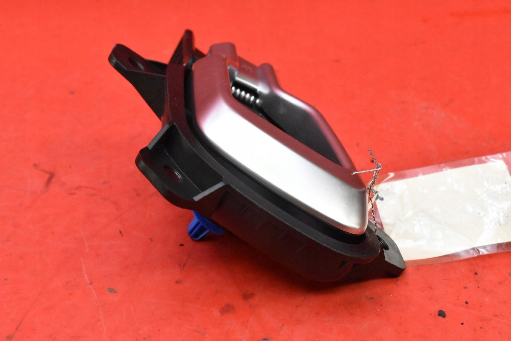 handle inner left front SREBRNA 82613-R2000 KIA SPORTAGE 5 V 21-25
