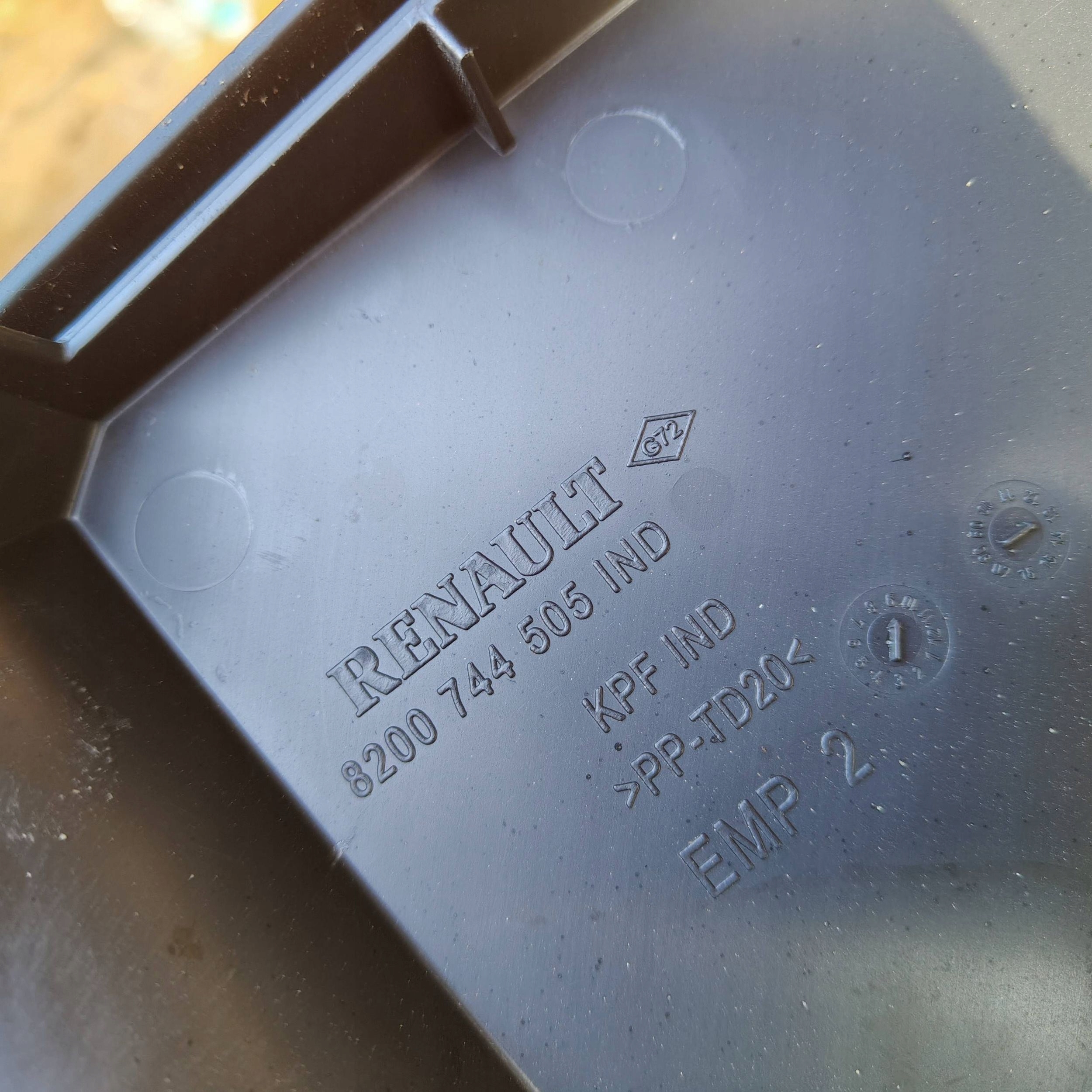 Abdeckung der Sicherungen Renault Kangoo II 8200744505
