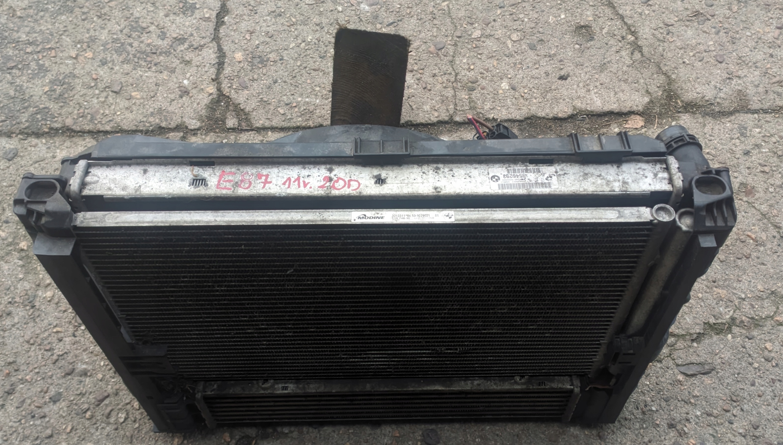 BMW E87 2.0D 11R hűtő ventilátor 9229021