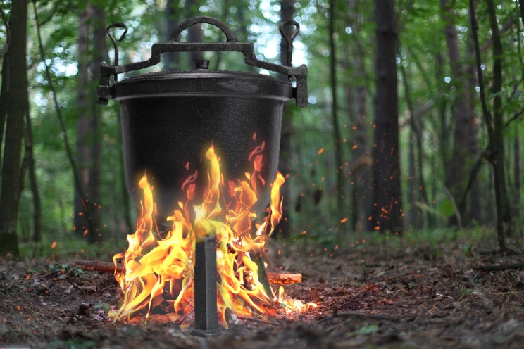 KOCIOŁEK żeliwny garnek myśliwski 4L do pieczonek Kod producenta 6262
