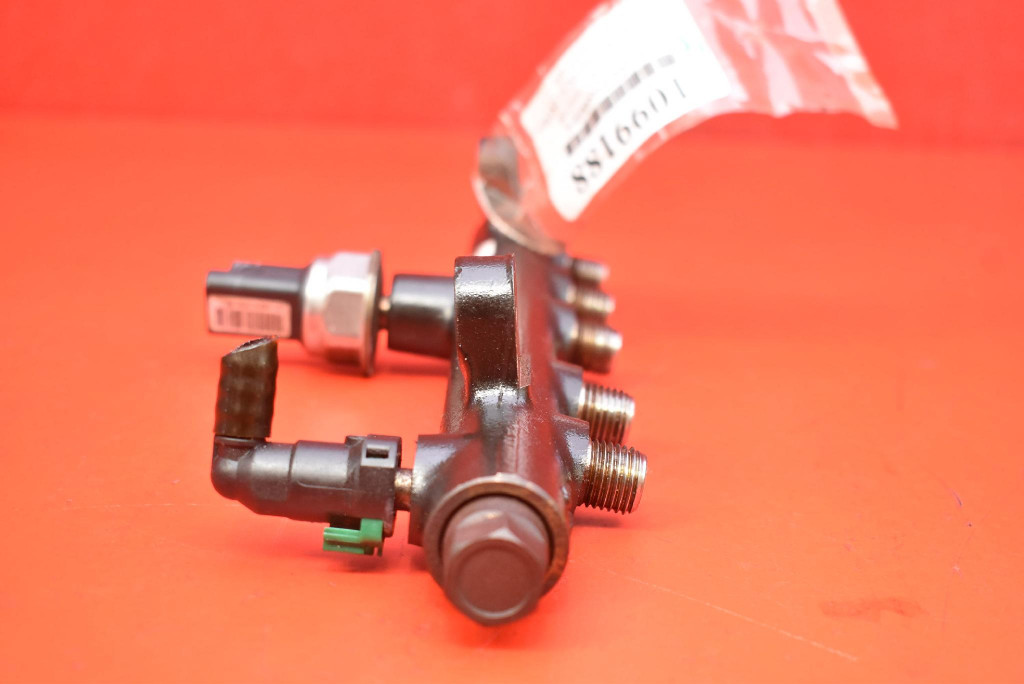 Rampe injection 9674300080 FORD S-MAX MK2 2.0 TDCI 150 KM 15-20