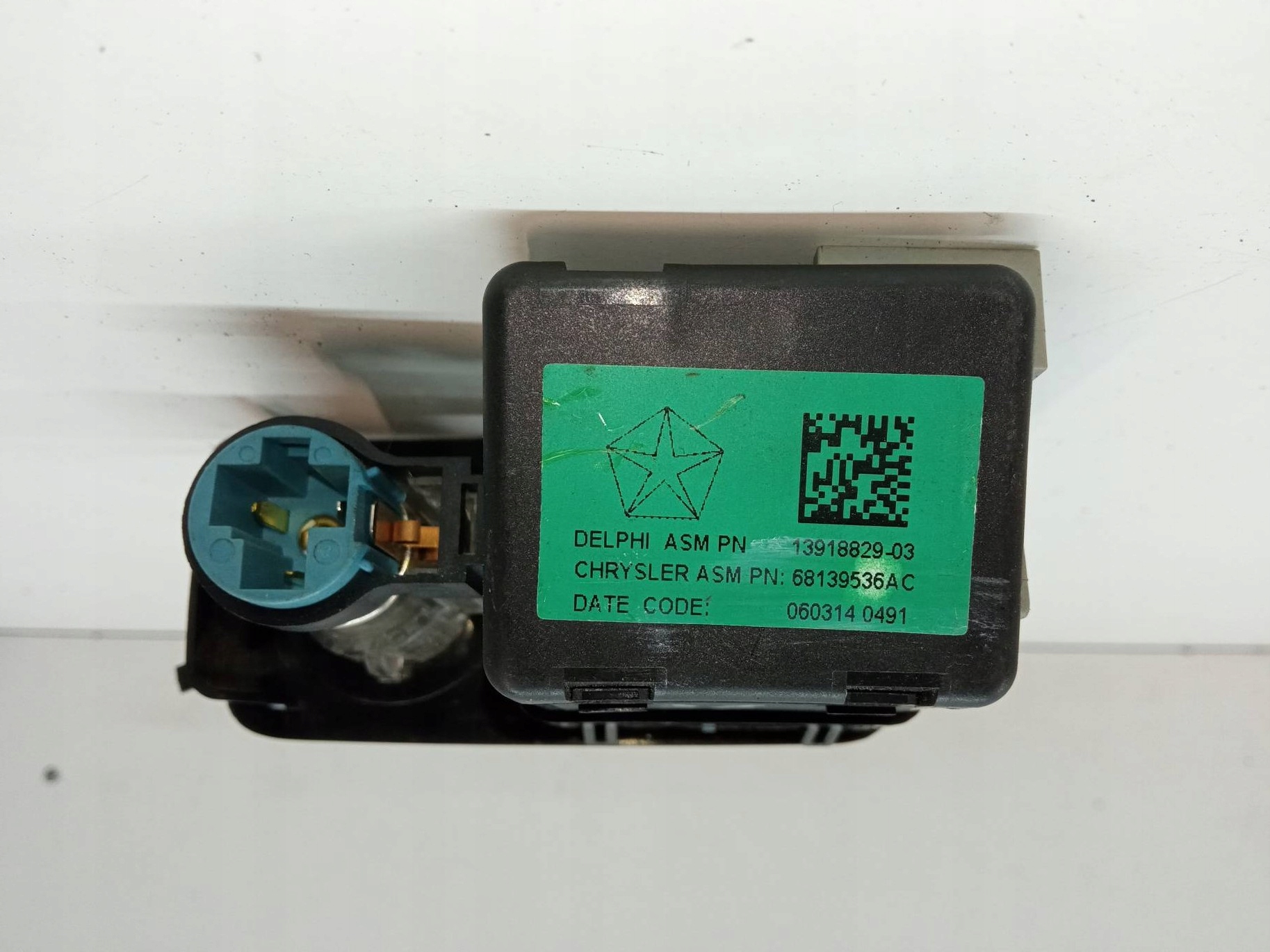 adapter USB 68139536AC Jeep Cherokee V (2014- )