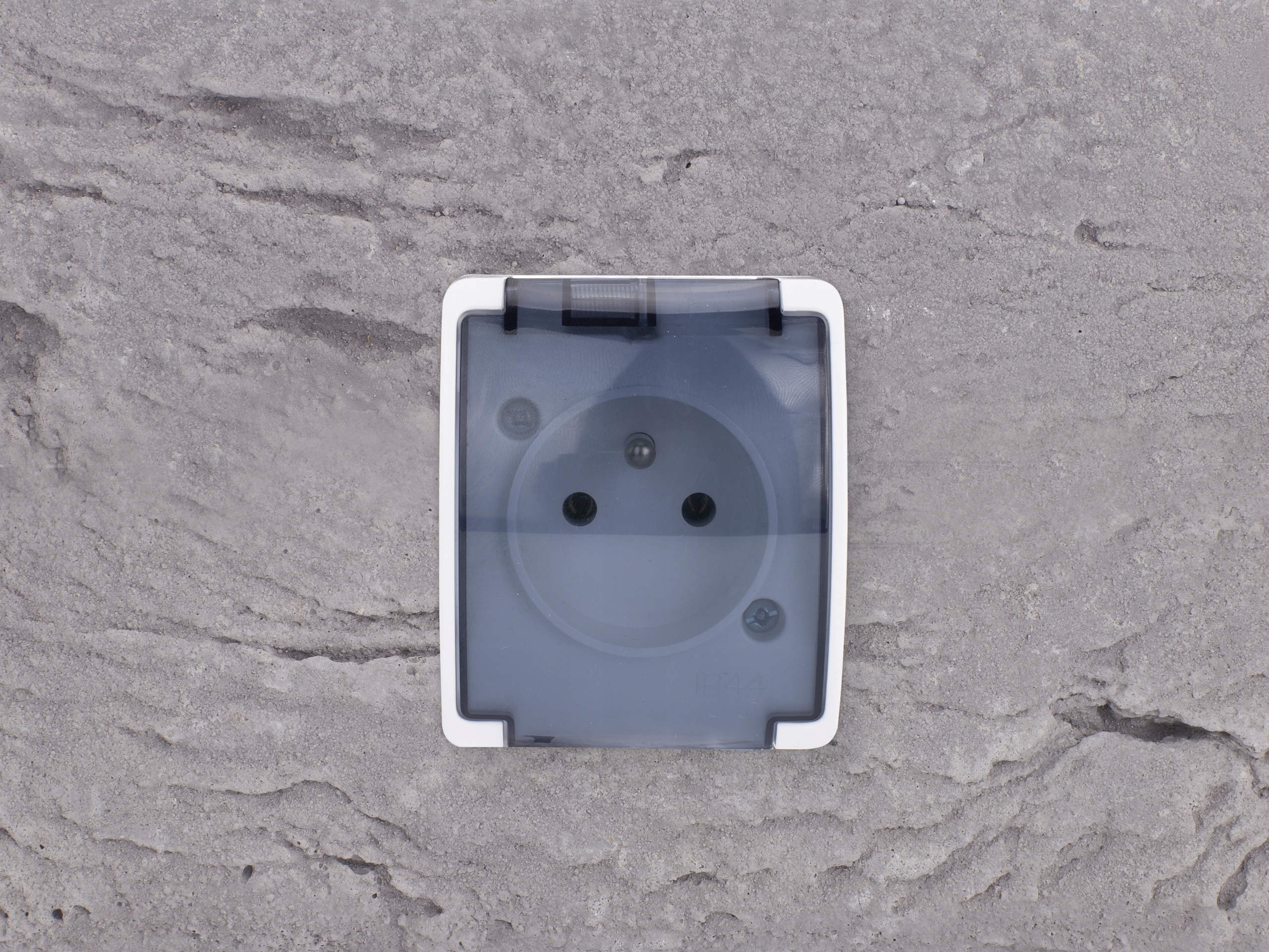 Gniazdo pojedyncze hermetyczne IP44 natynkowe dymn Uziemienie Z uziemieniem