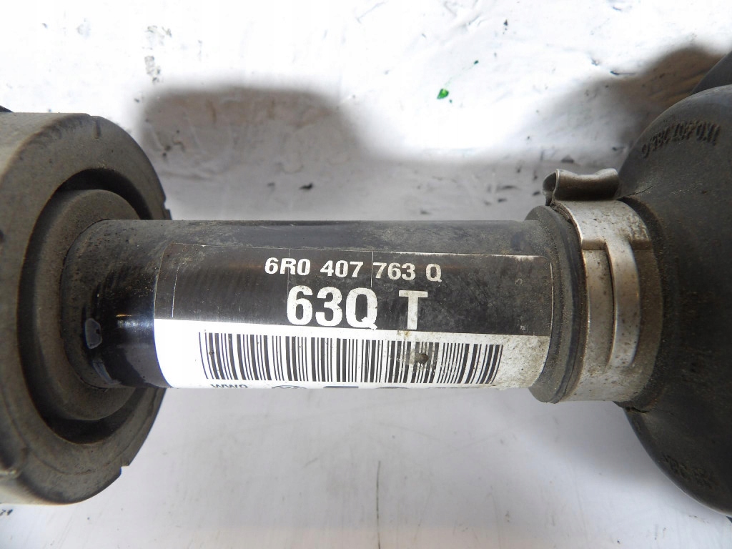 SKODA RAPID 1.6TDI semi-axis left front 6R0407763Q