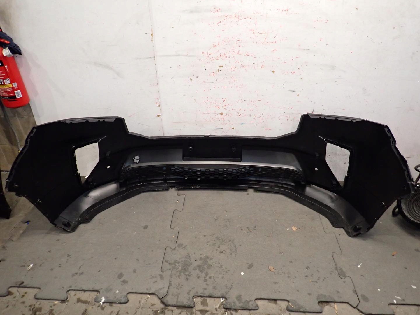 bumper front front DELIVER 9 MAXUS 2019- new original