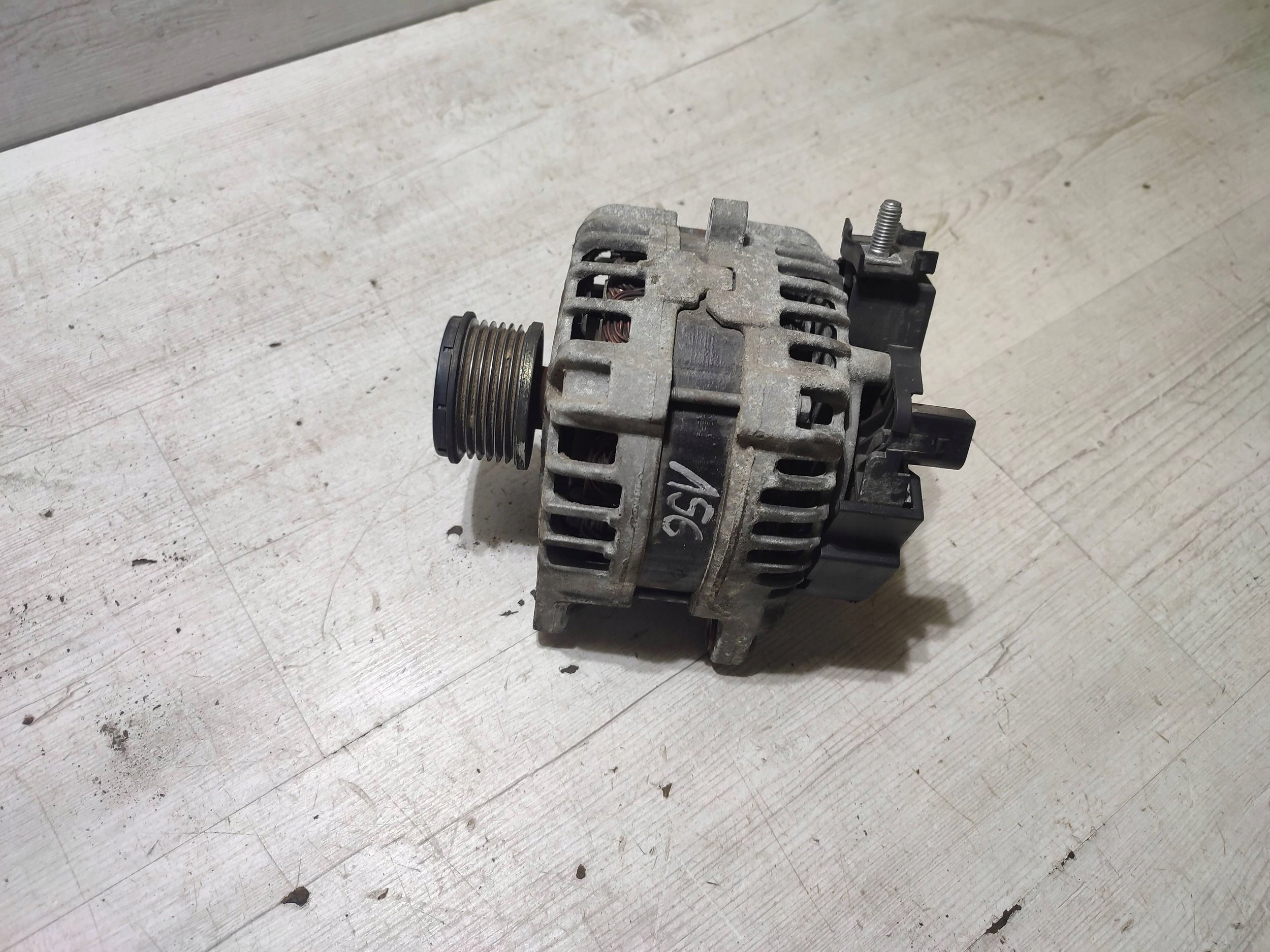 Mercedes-Benz GLA W156 2015 alternator