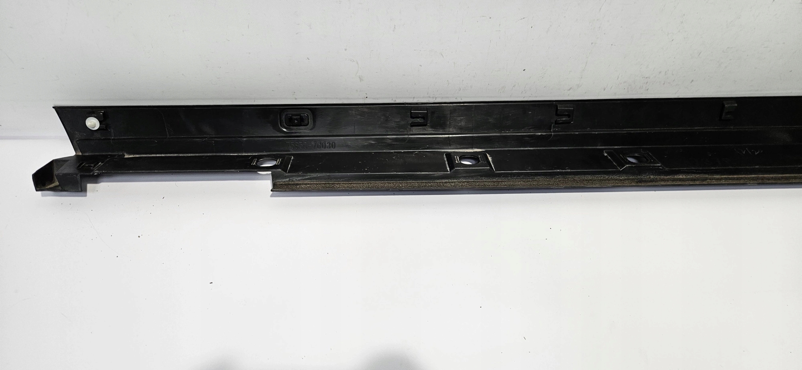 moulding threshold threshold right LEXUS UX 18- original 75850-76030