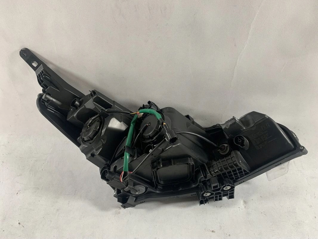 Nissan Leaf 2 II 17r Relfektor left light left 2017 260605SH0A