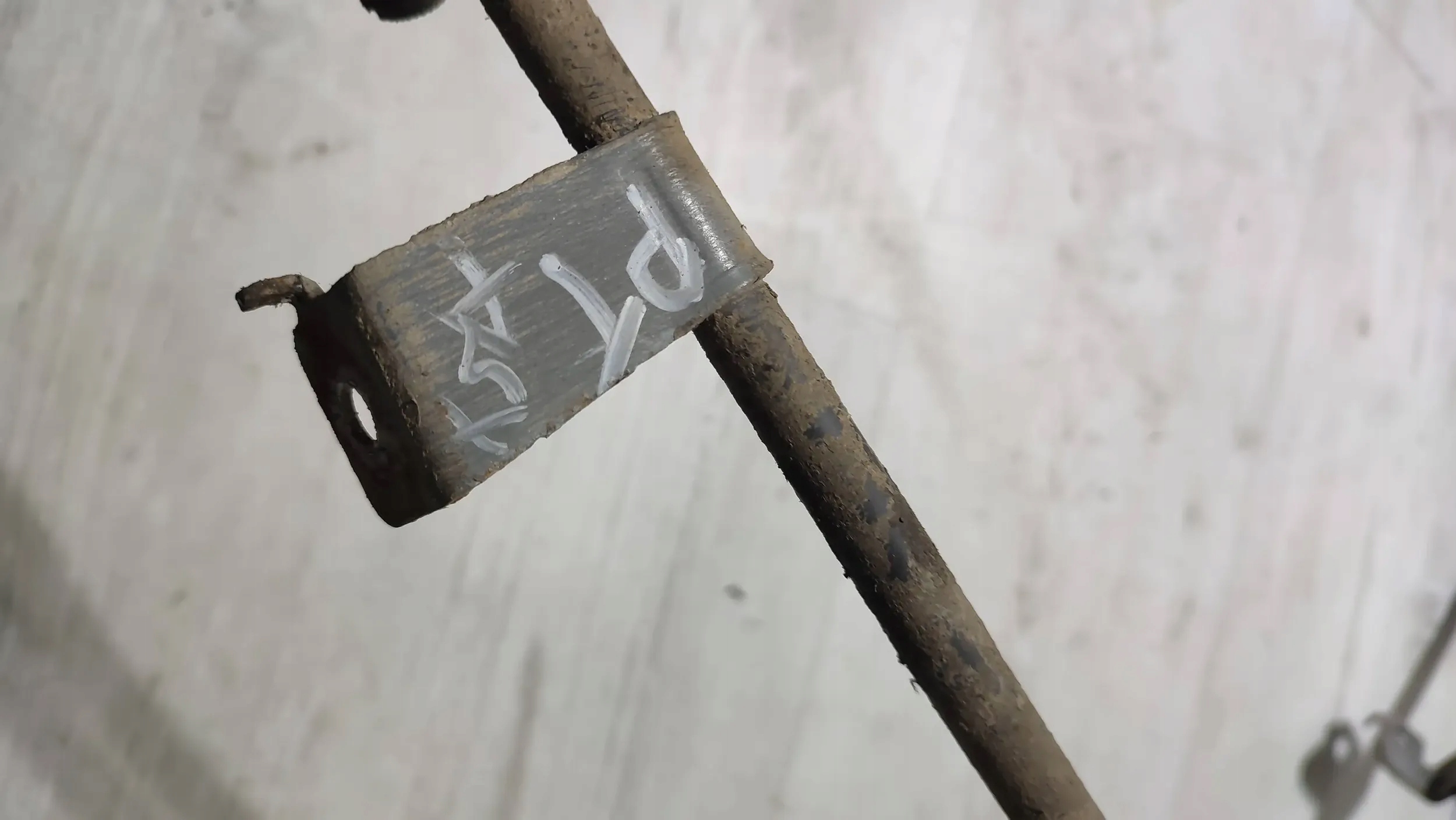 Mitsubishi ASX 18r. 1.6DiD rear part side right rope electric brake