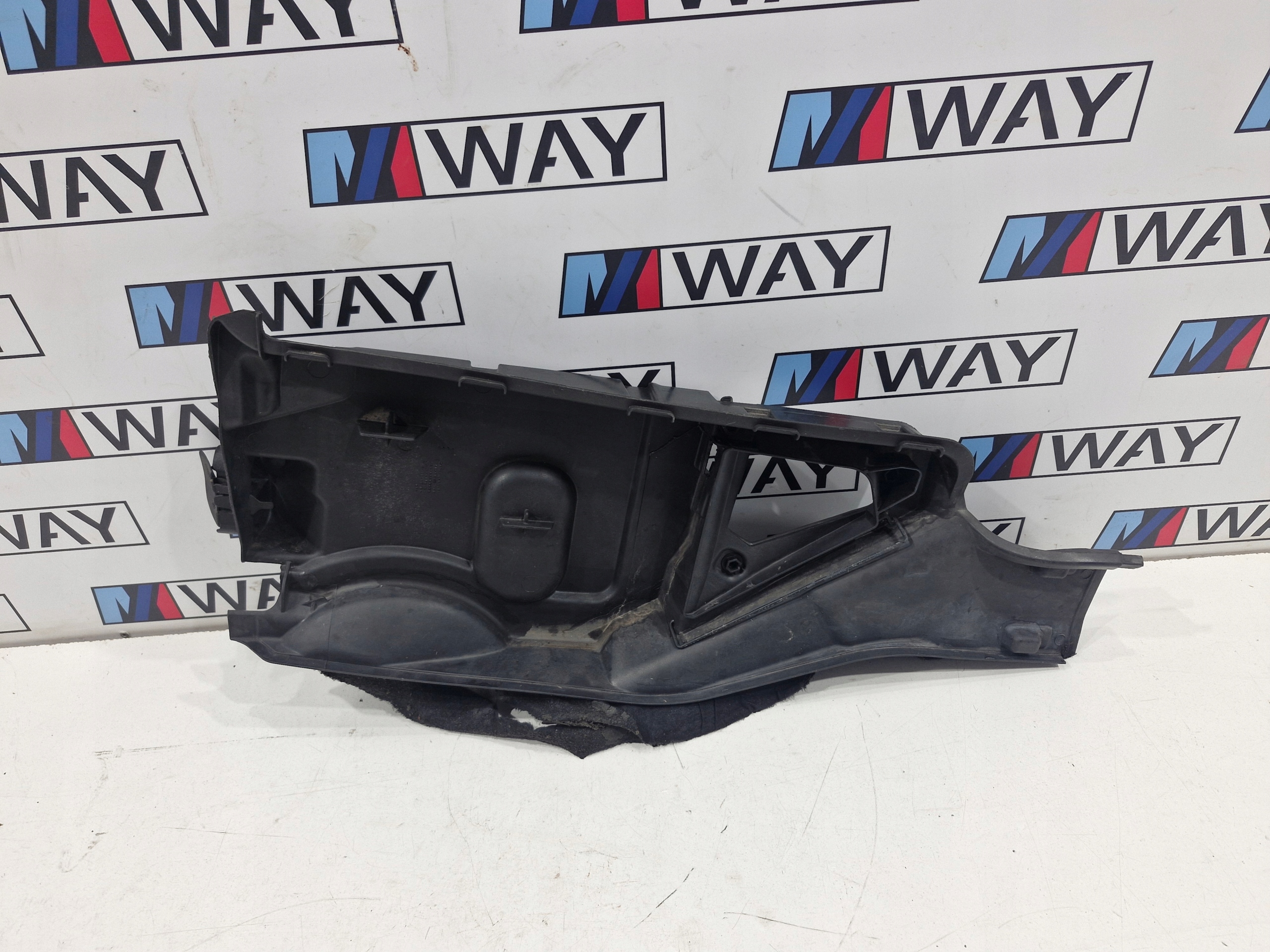 BMW E60 E61 E63 E64 Blende Abdeckung Gehäuse Zufuhr filter luft rechts 6945204